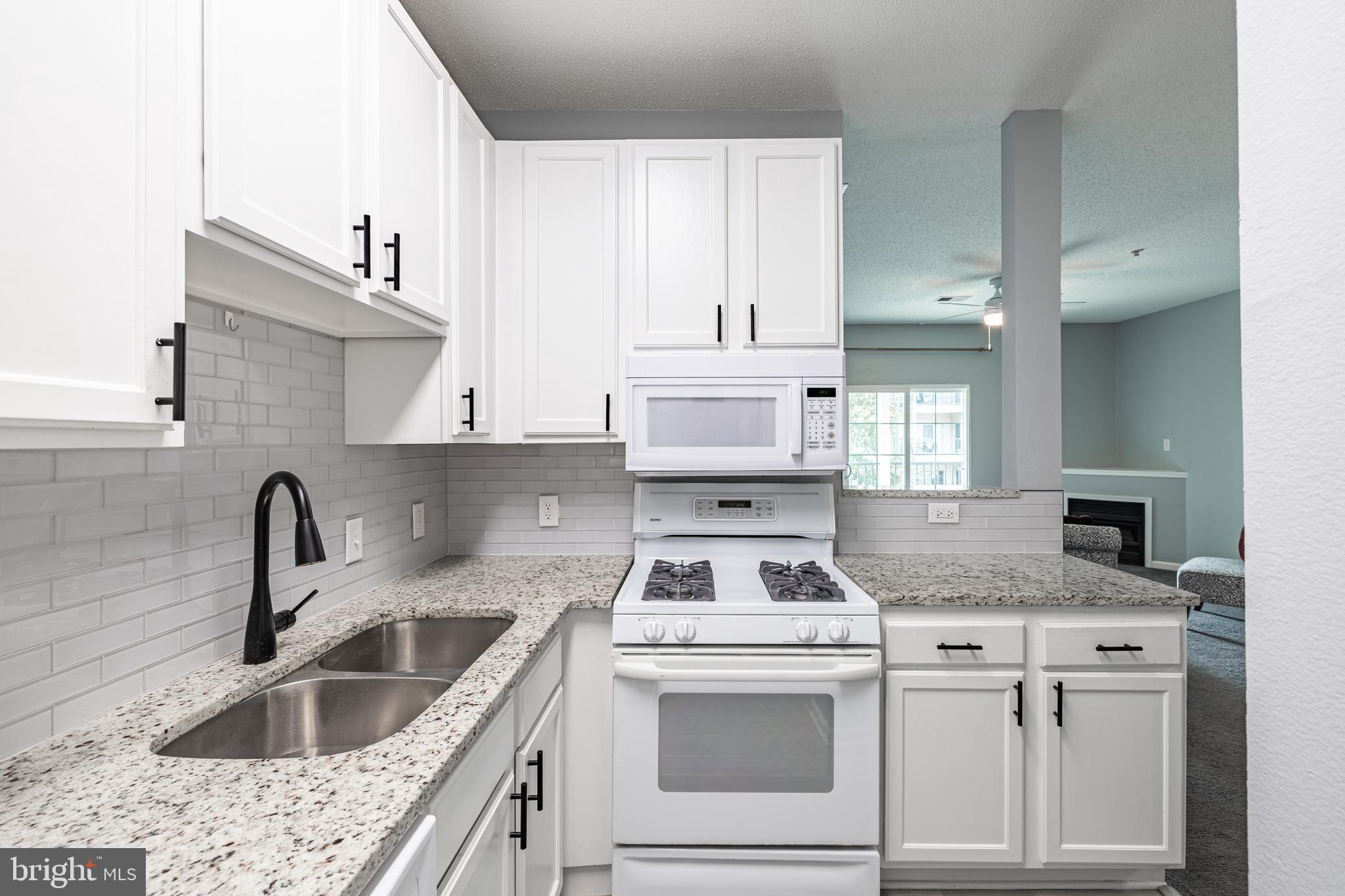 810-E Brassie Ln #810-E