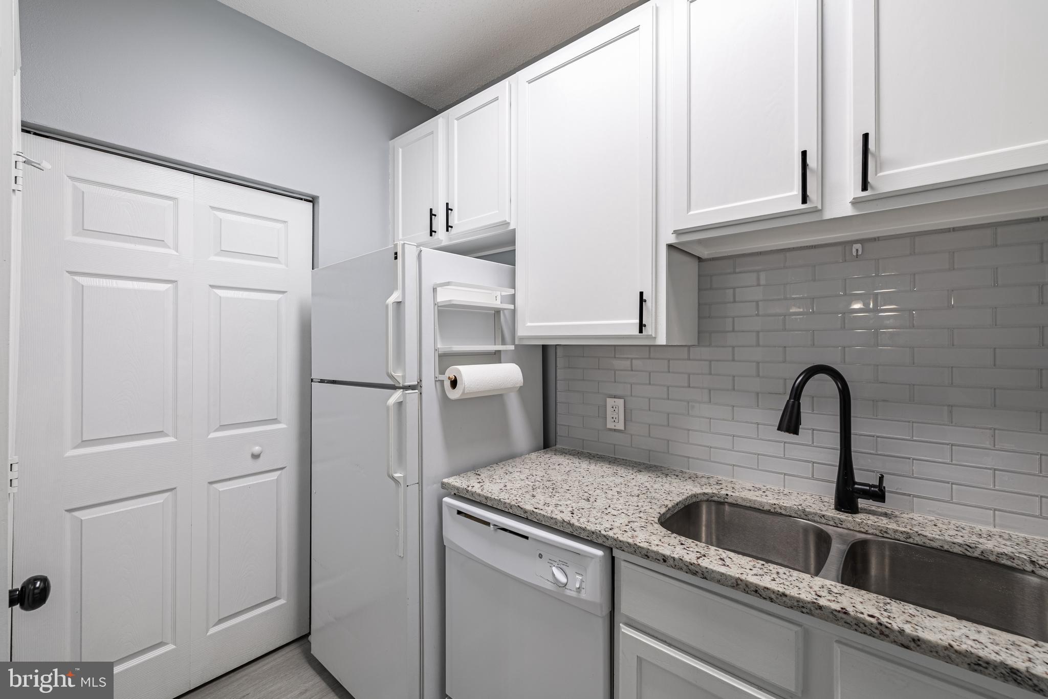 810-E Brassie Ln #810-E