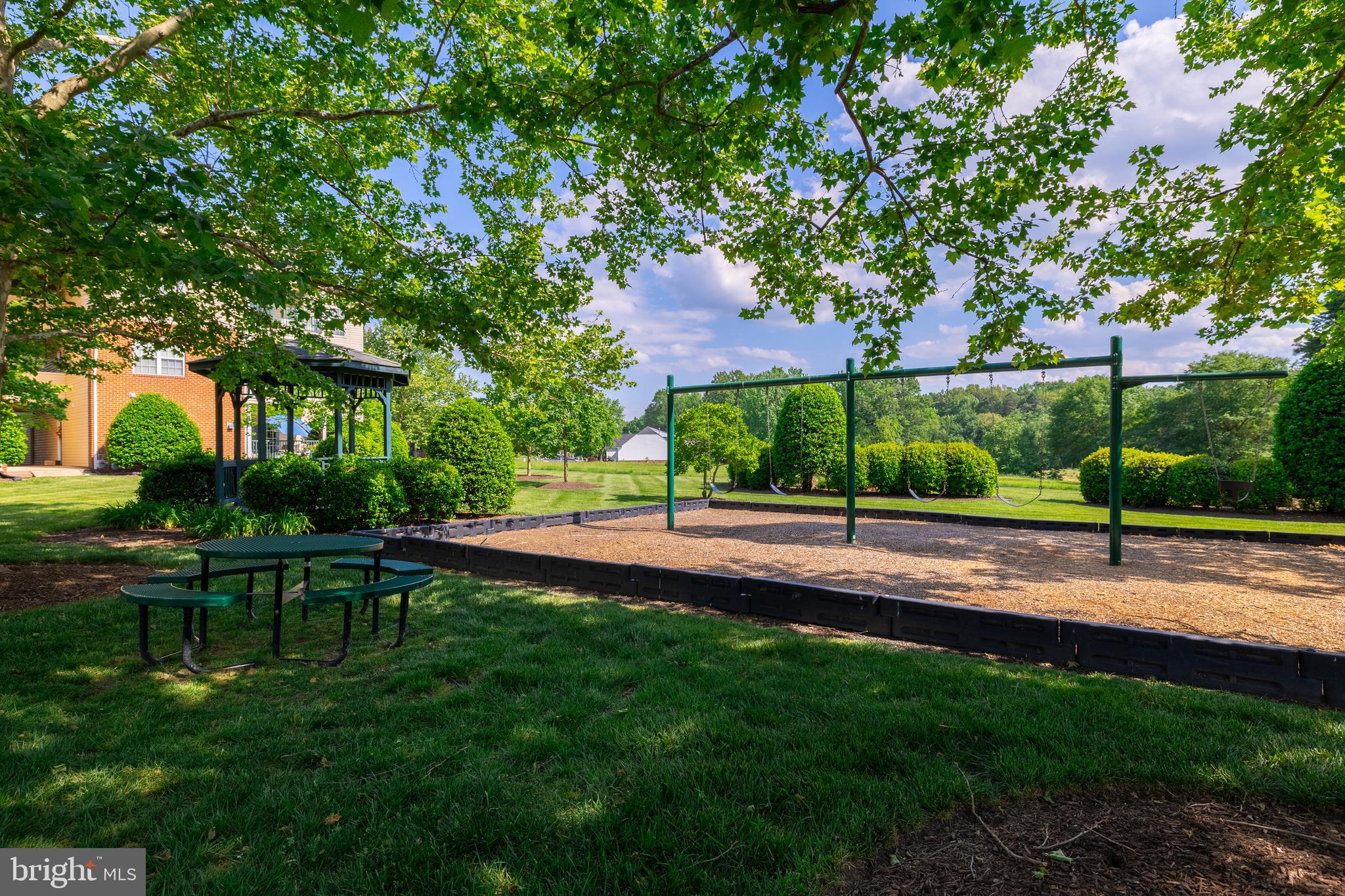 810-E Brassie Ln #810-E