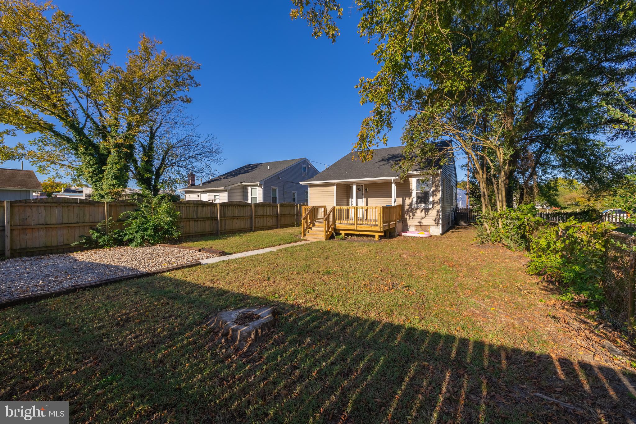 1905 Creighton Rd