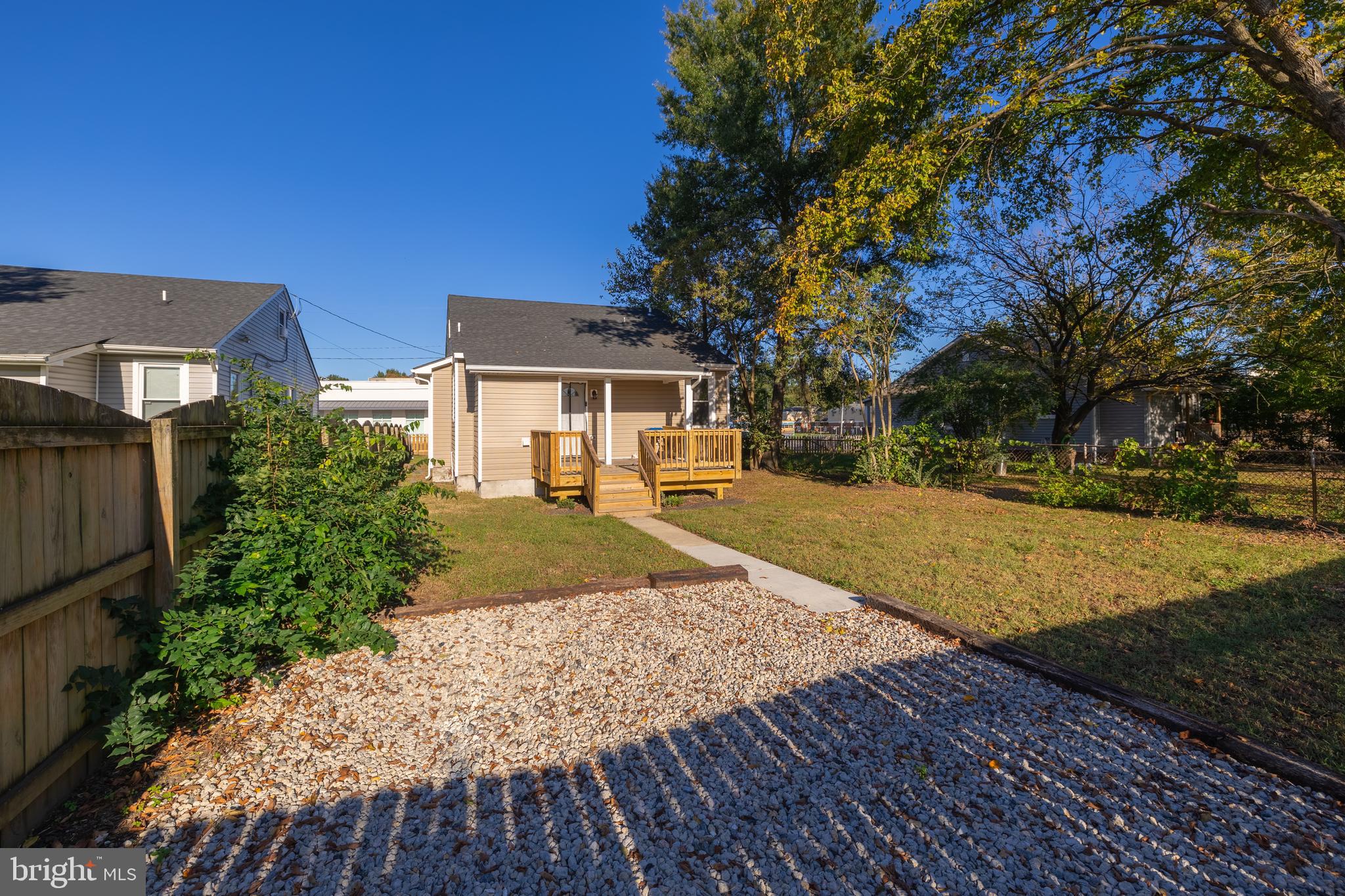 1905 Creighton Rd