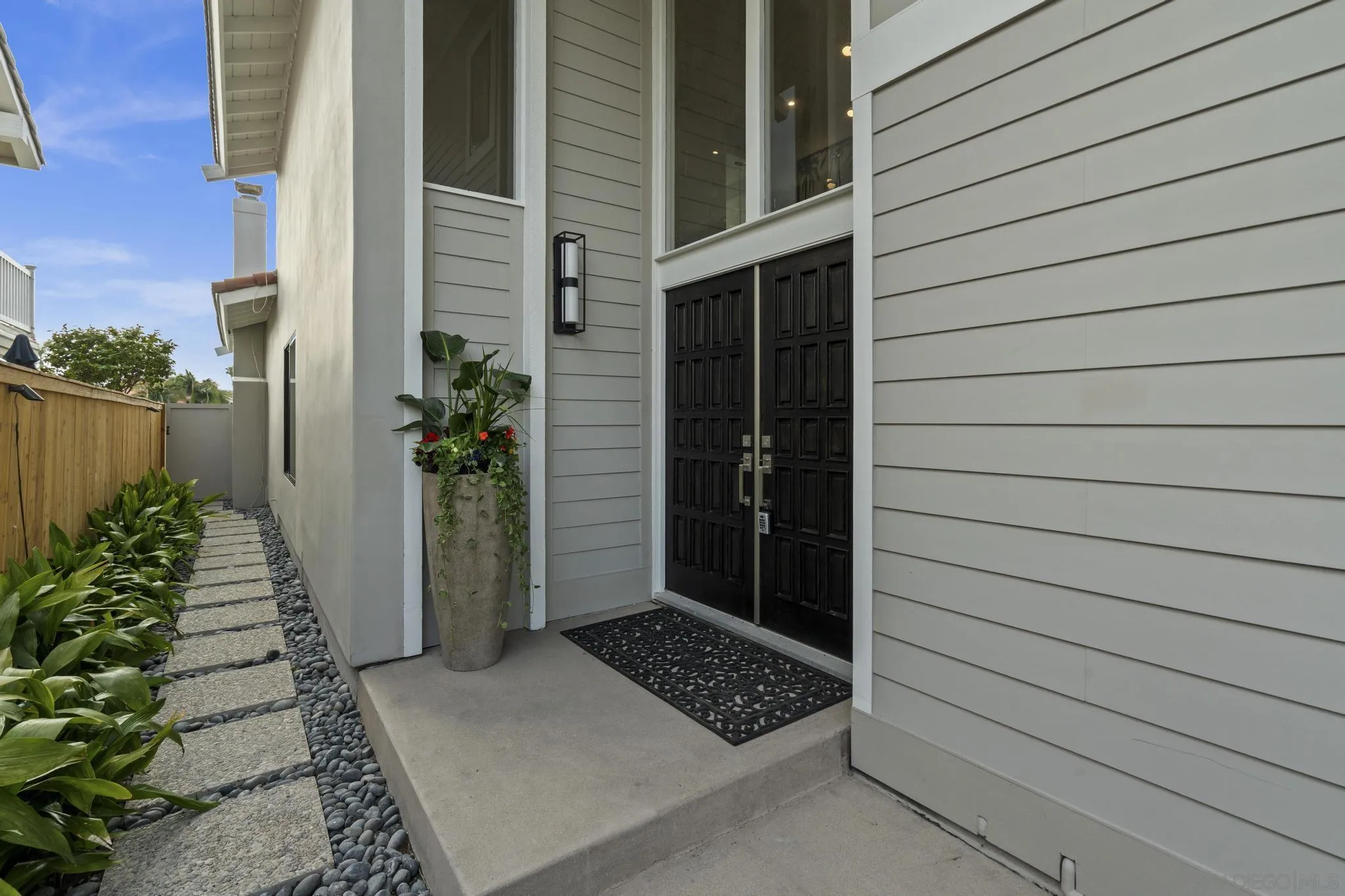 41 Blue Anchor Cay Rd