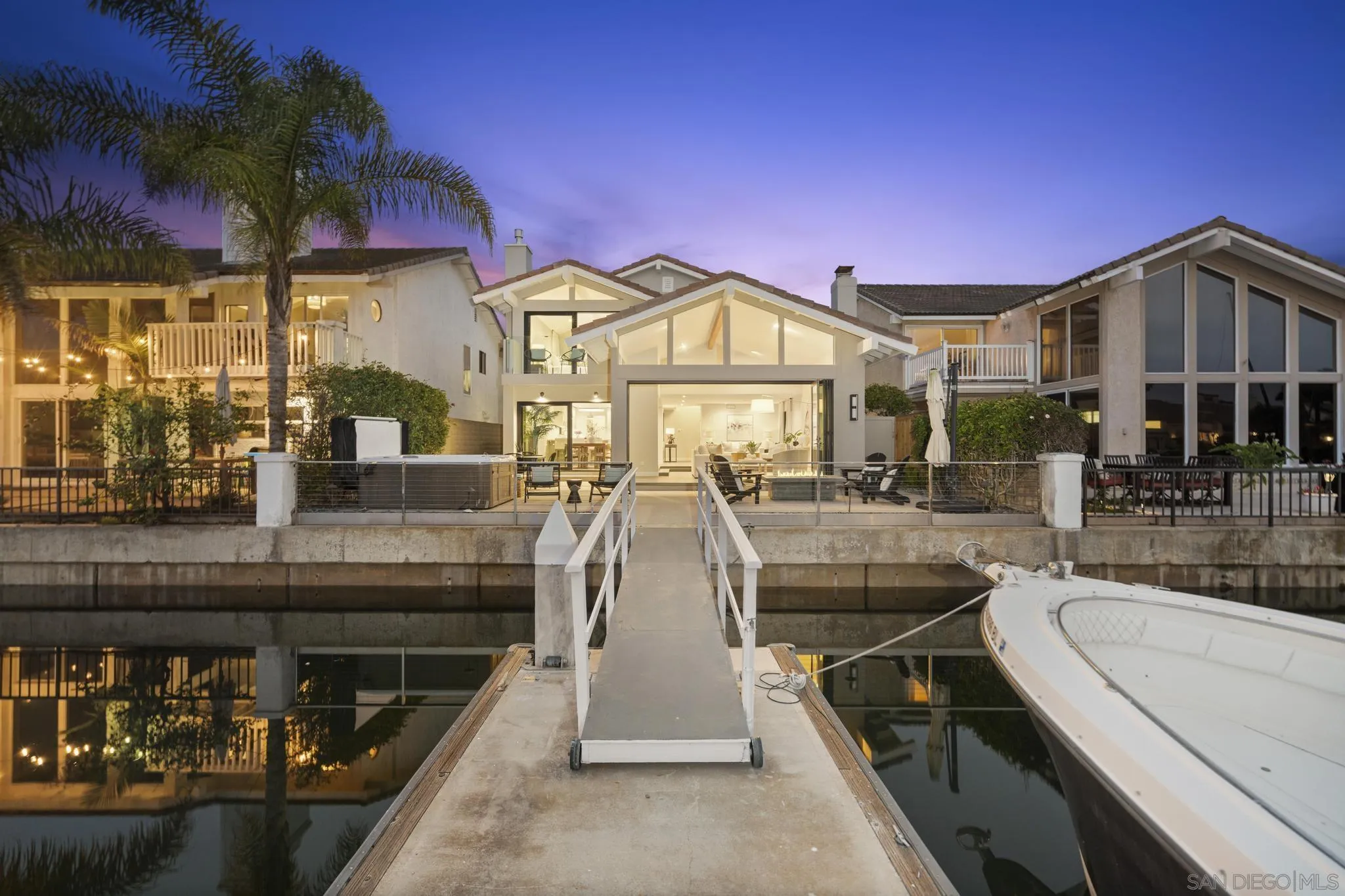 41 Blue Anchor Cay Rd