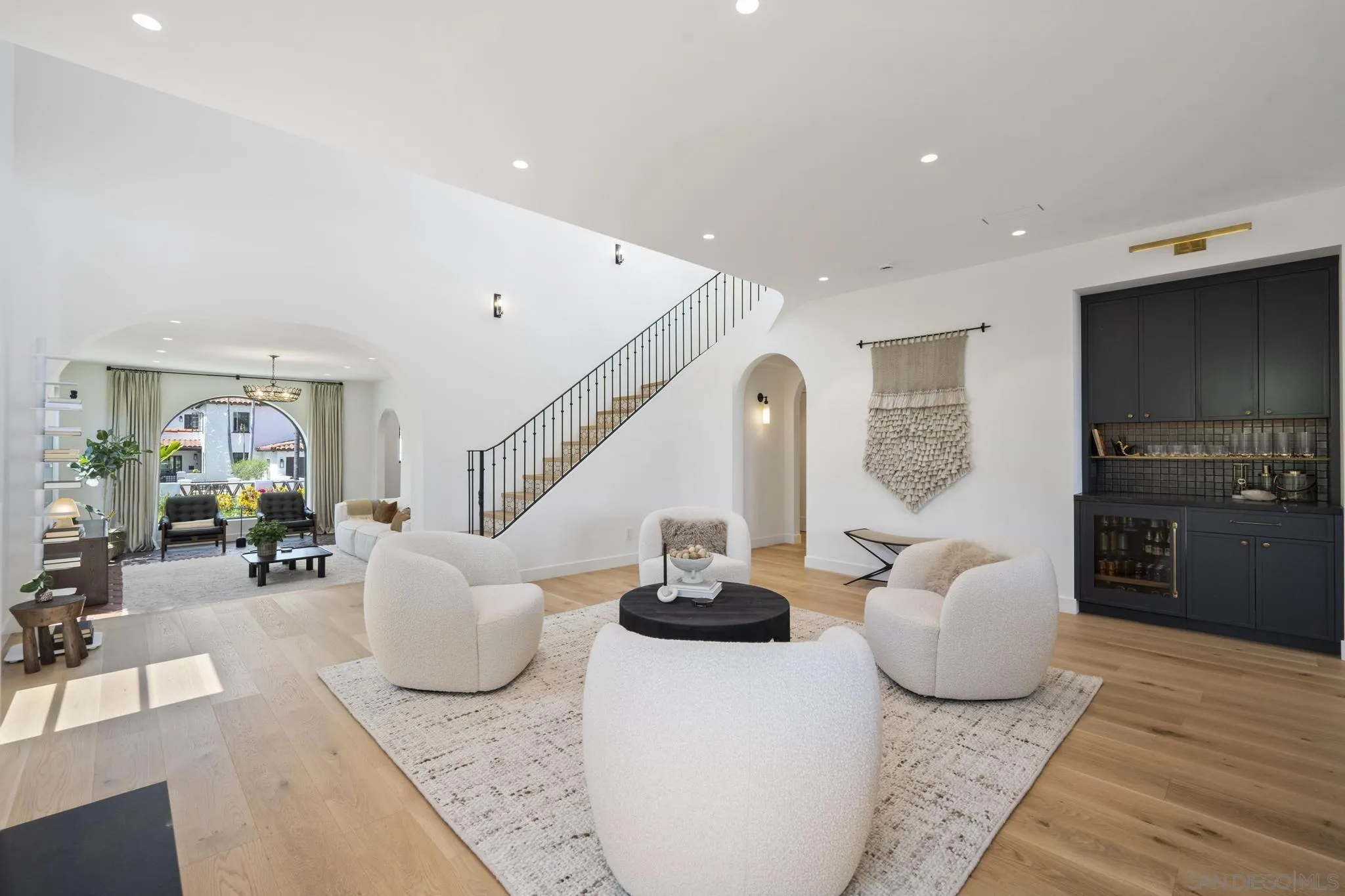 4223 Middlesex Dr