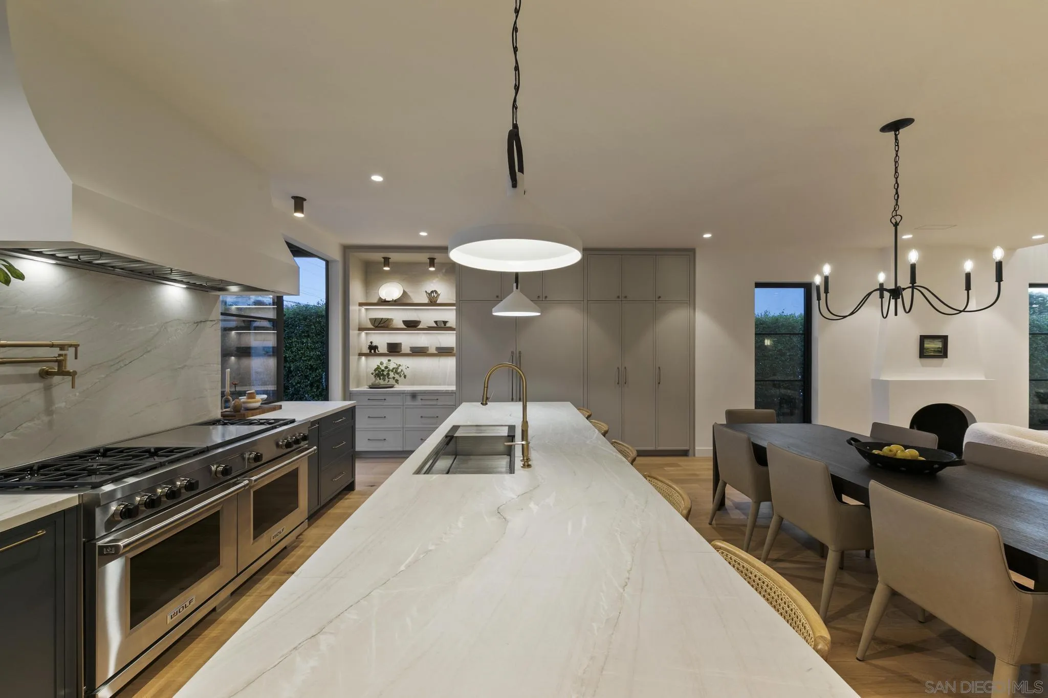 4223 Middlesex Dr