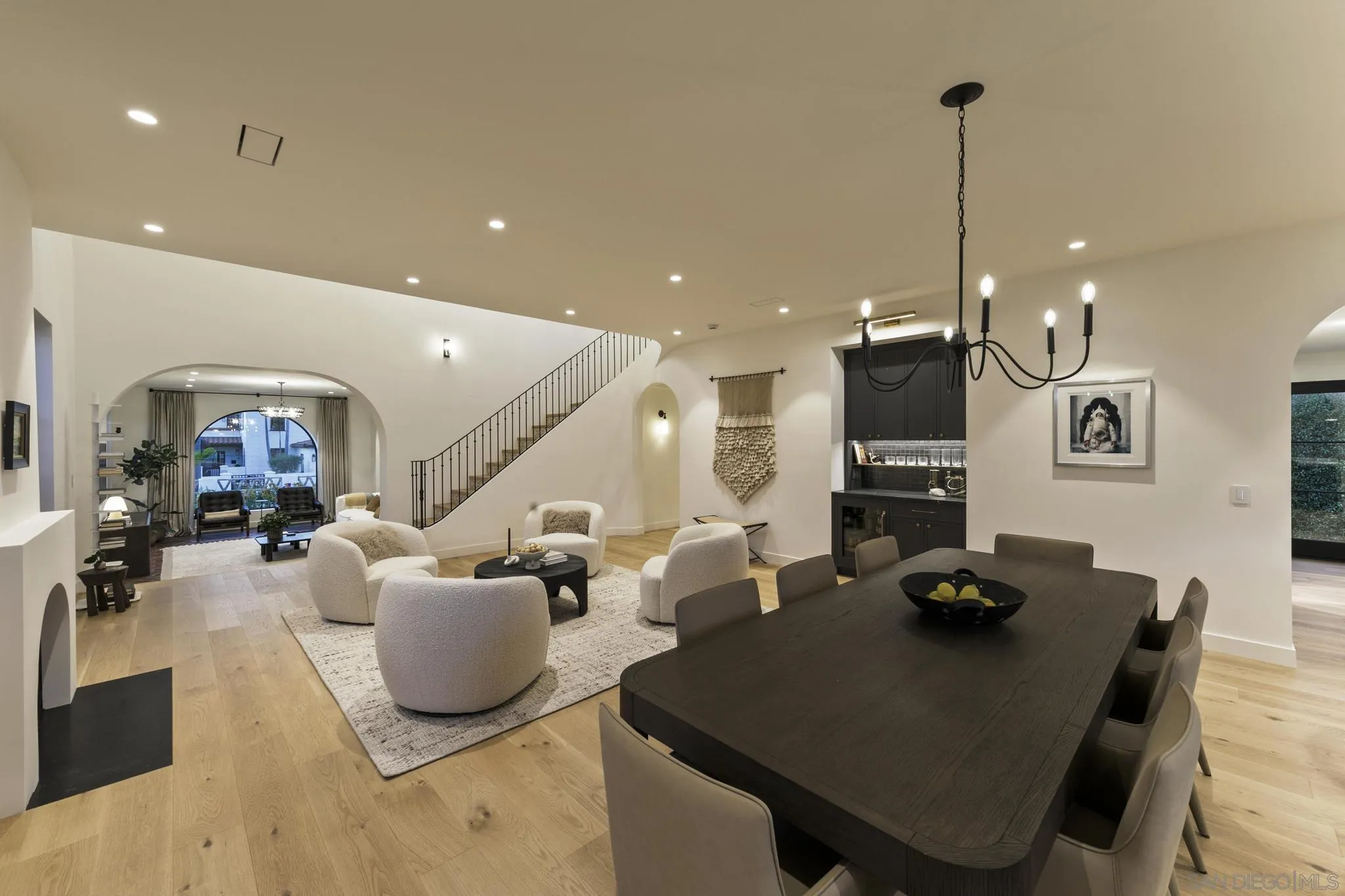 4223 Middlesex Dr