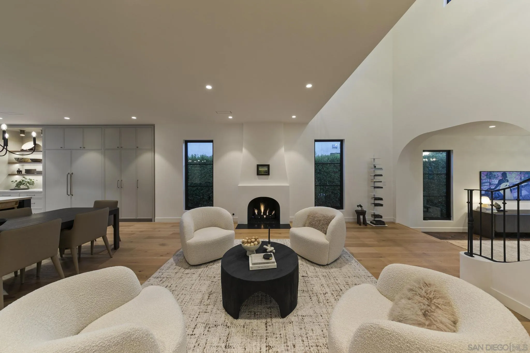 4223 Middlesex Dr