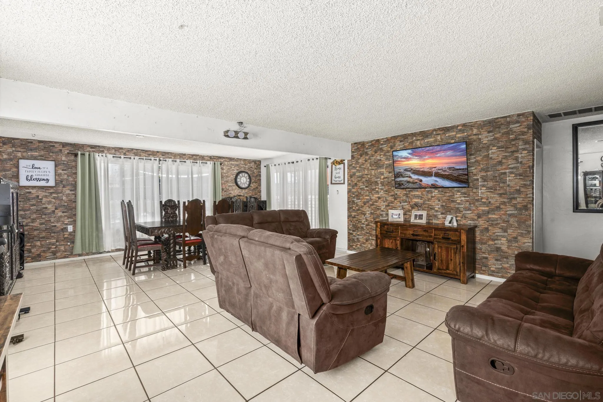 1650 Sycamore Dr