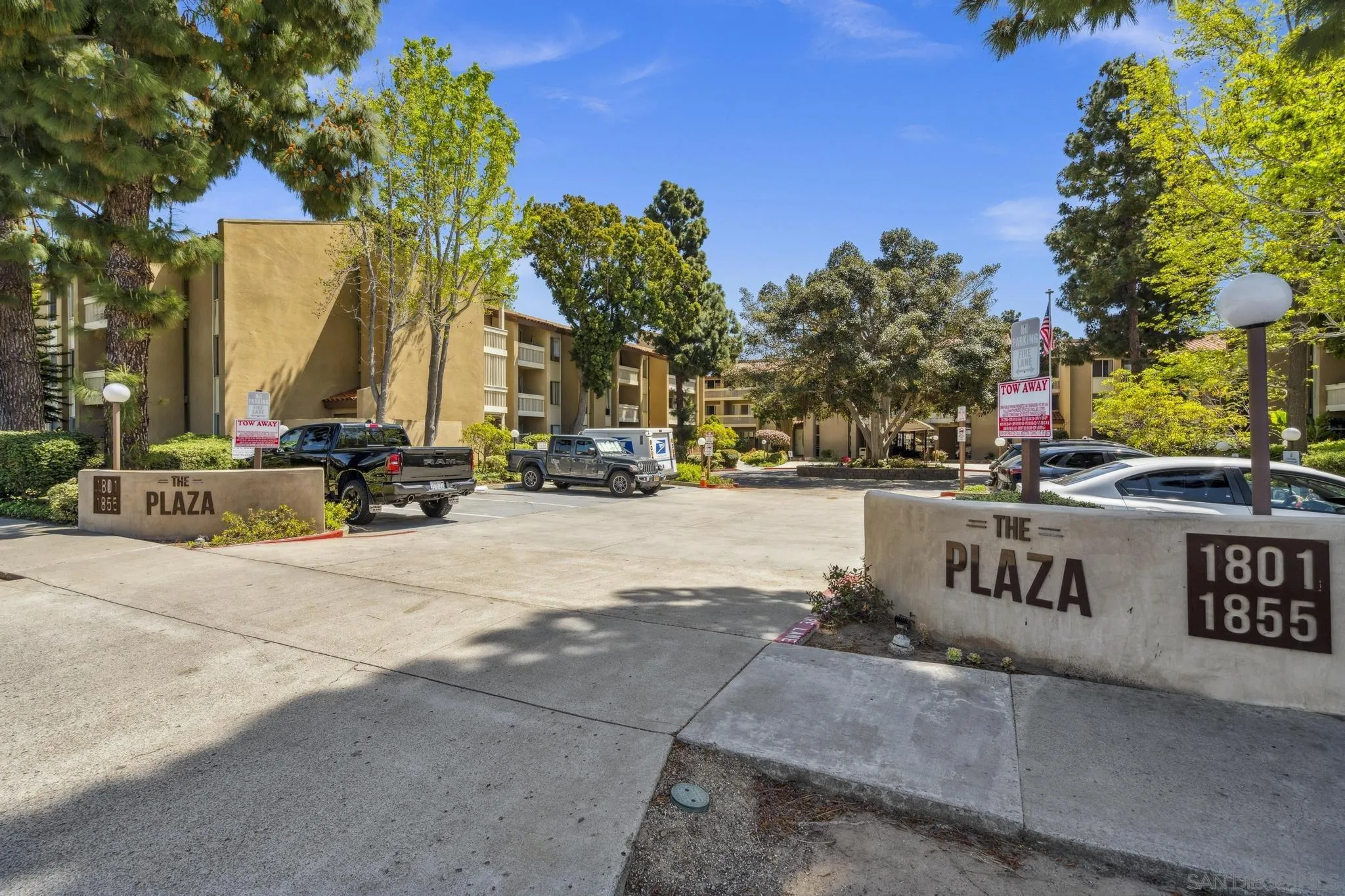 4600 Lamont St Unit #4-103