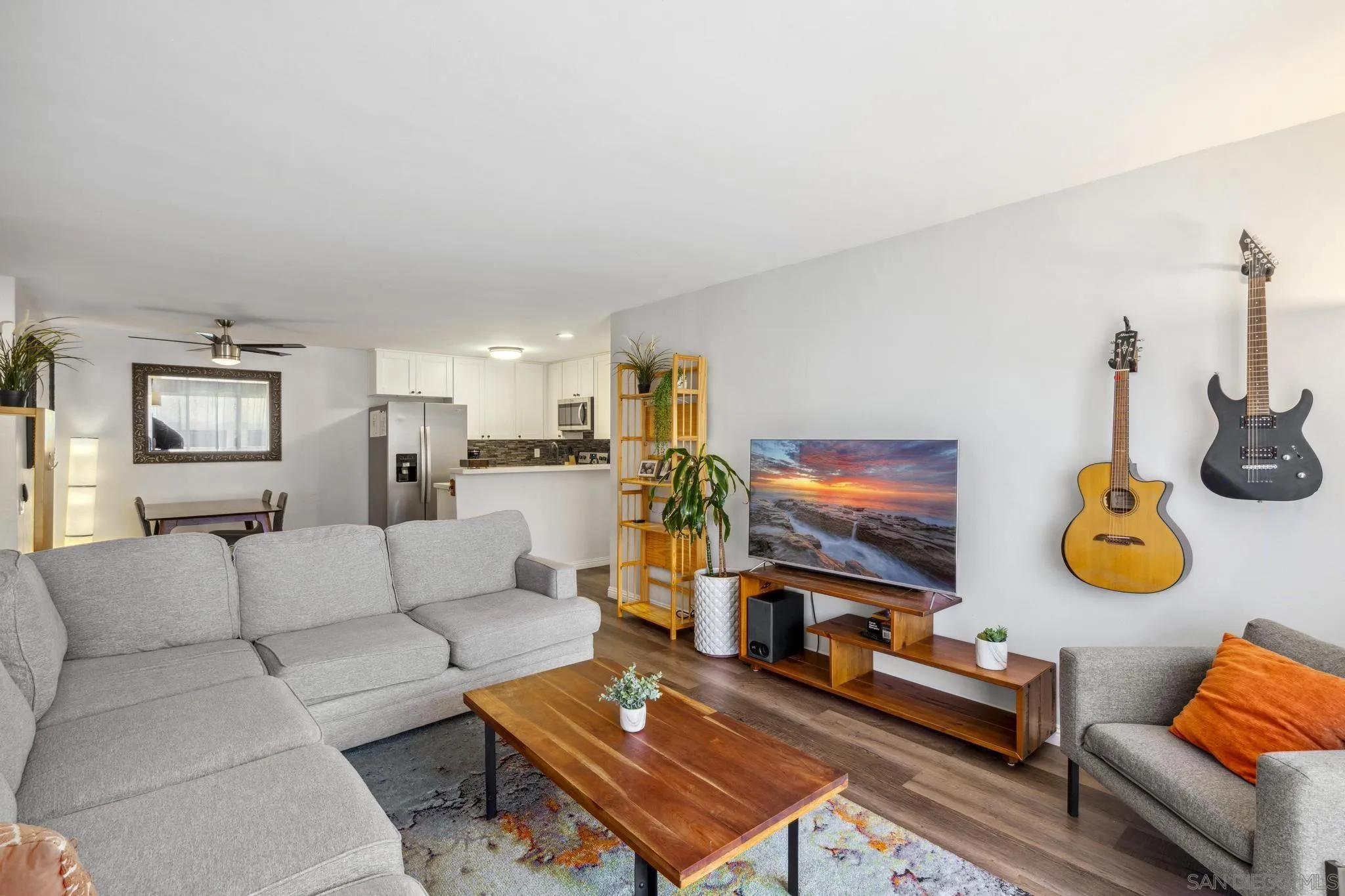 4600 Lamont St Unit #4-103