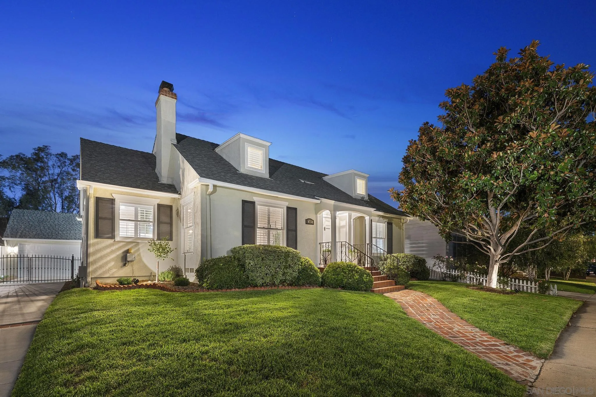 4734 Miracle Dr