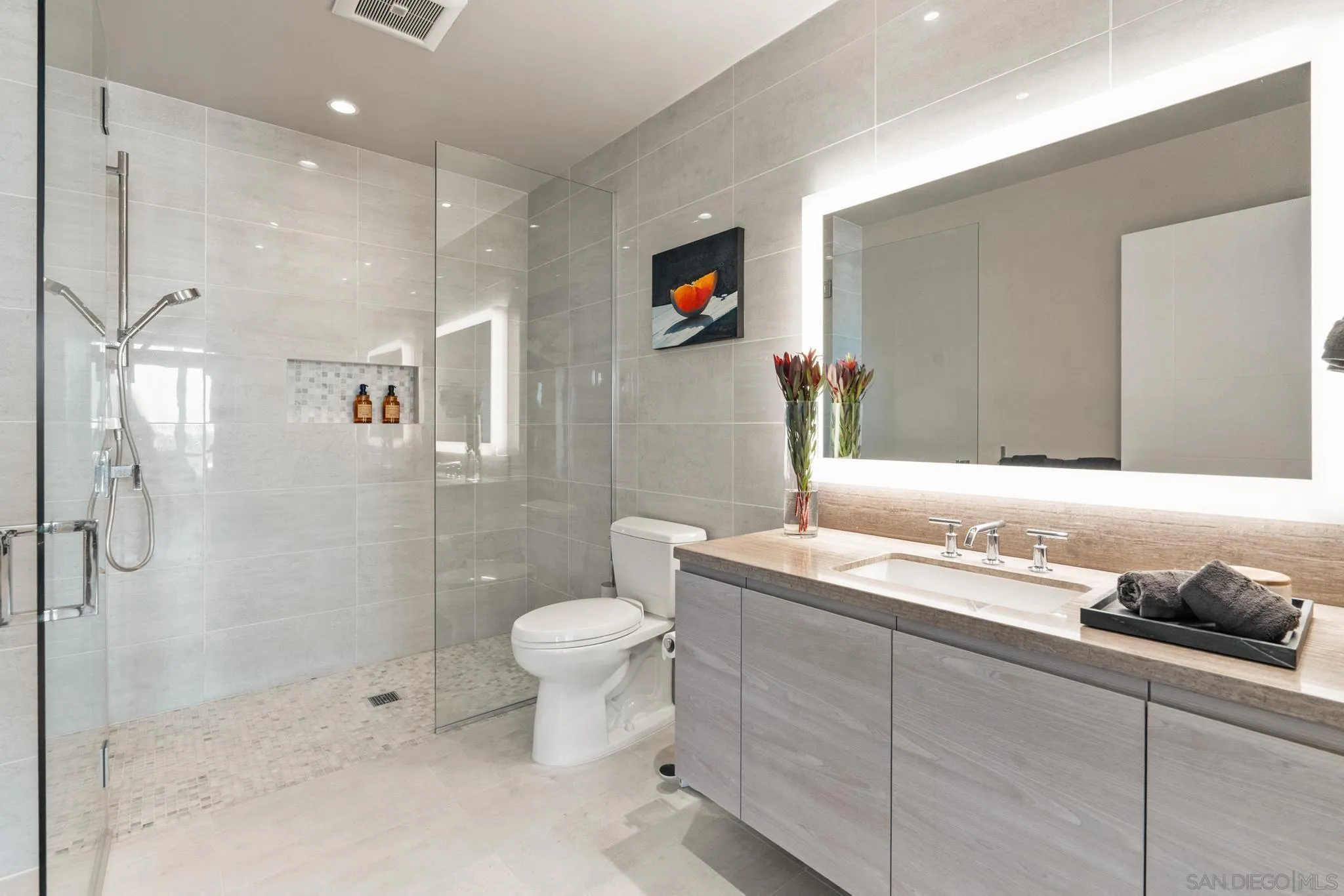 2604 5th Ave Unit #801