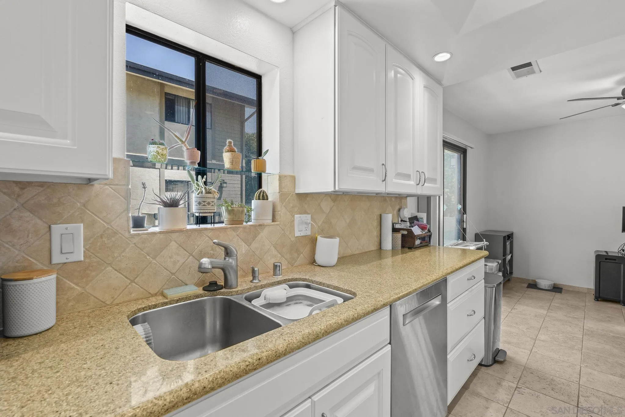 3662 Marlesta Dr