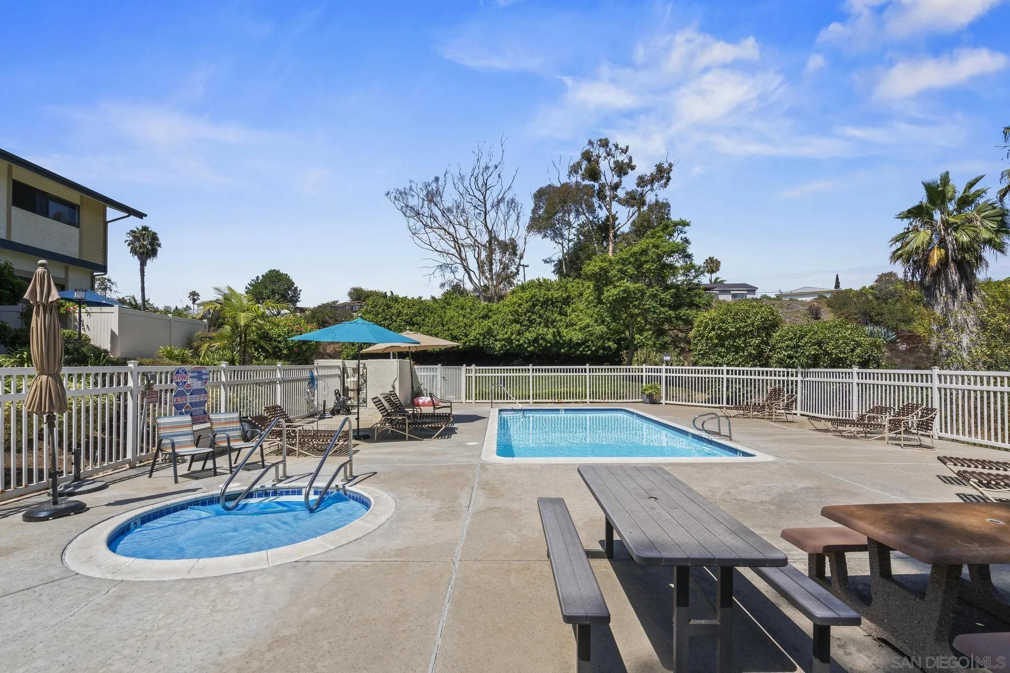 3662 Marlesta Dr