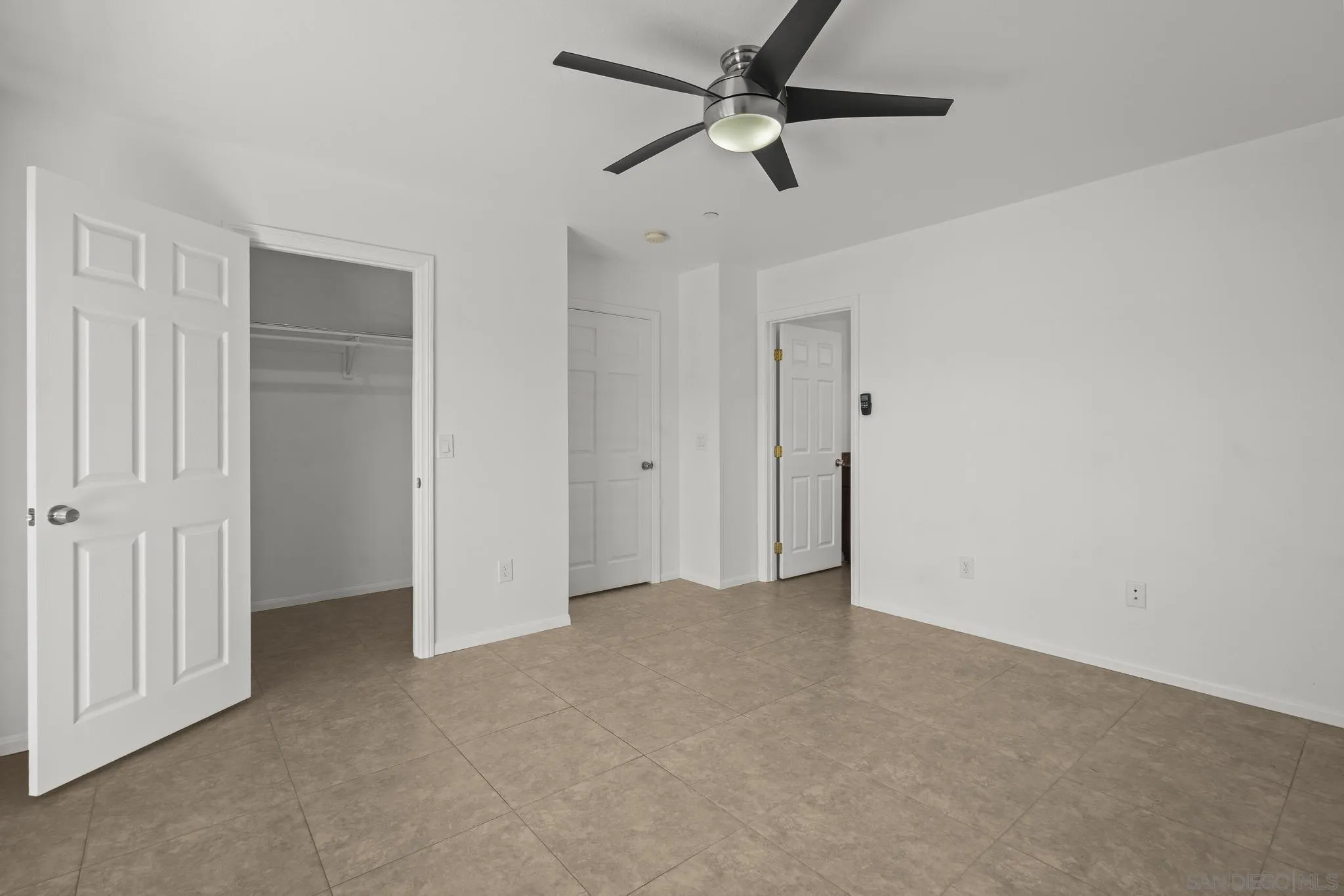 12507 Castle Court Dr