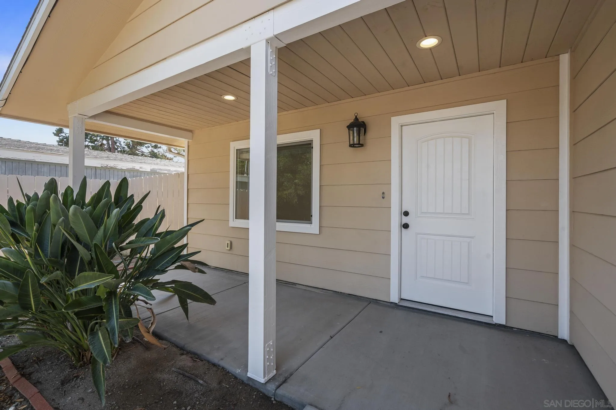 12507 Castle Court Dr