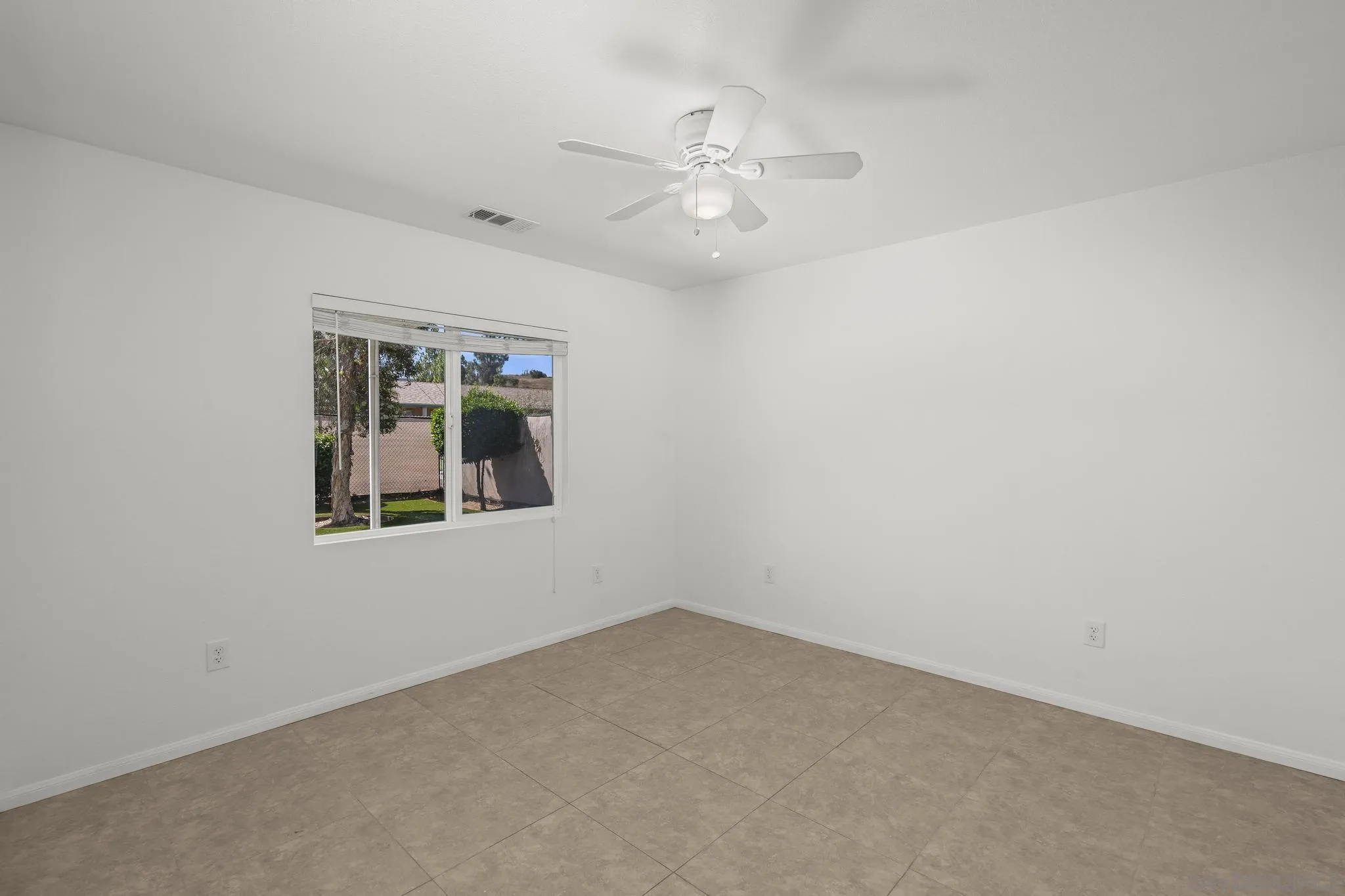 12507 Castle Court Dr