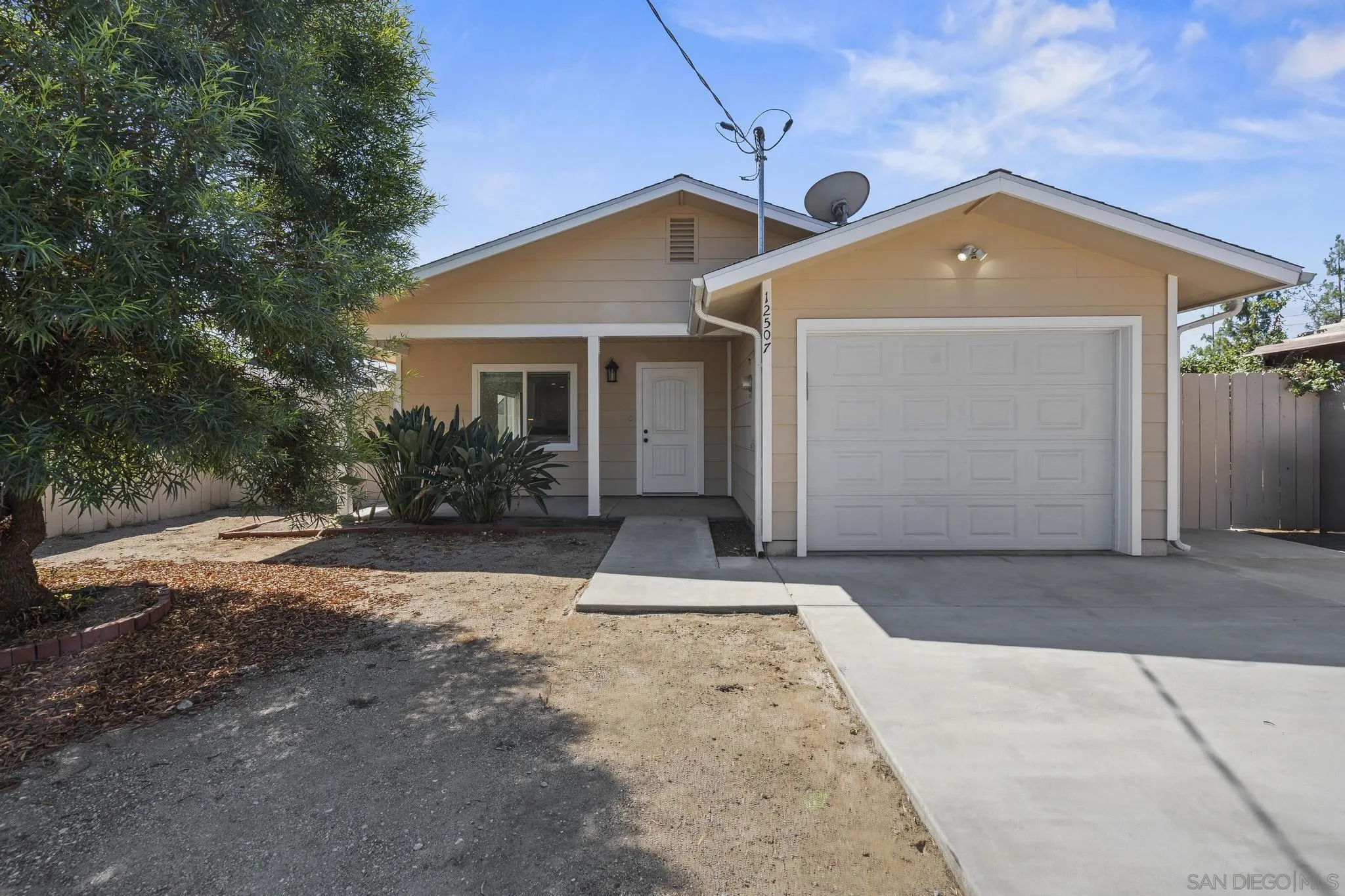 12507 Castle Court Dr