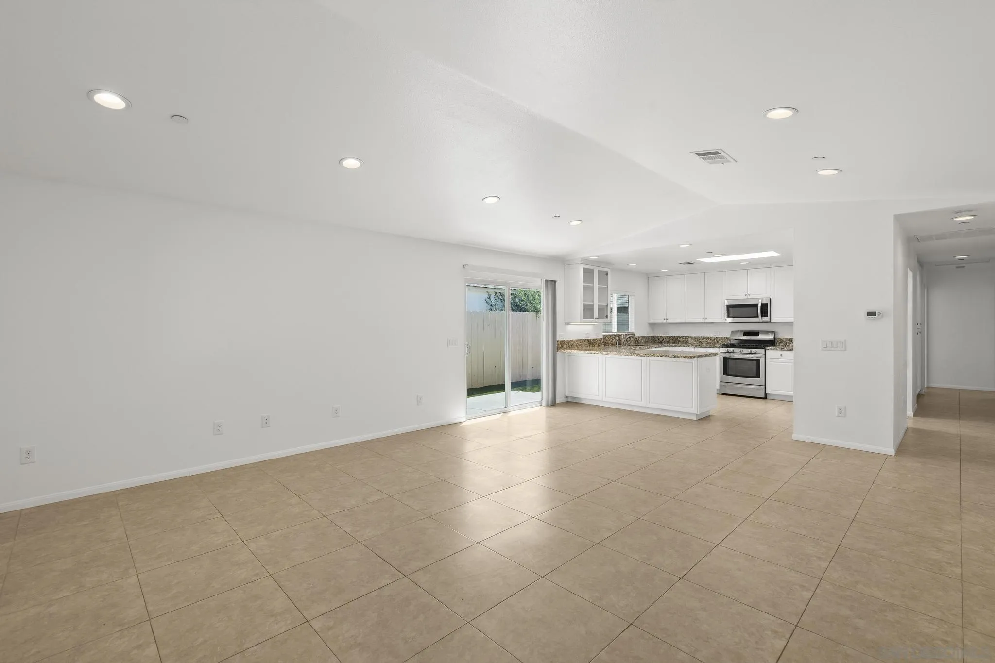 12507 Castle Court Dr