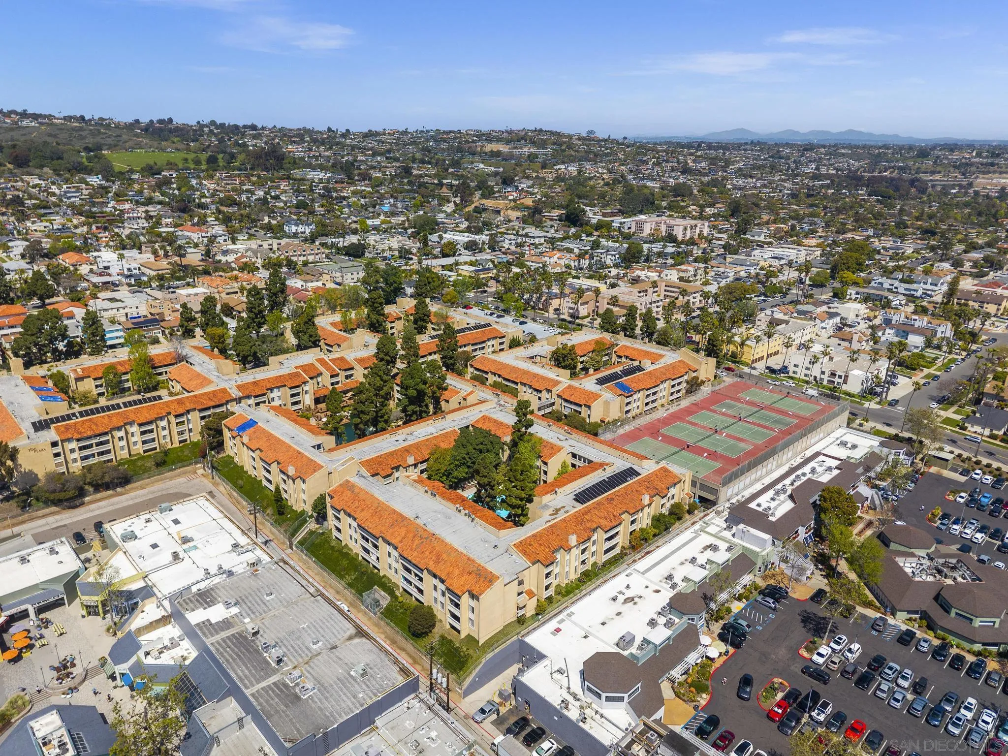 4600 Lamont St Unit #4-103