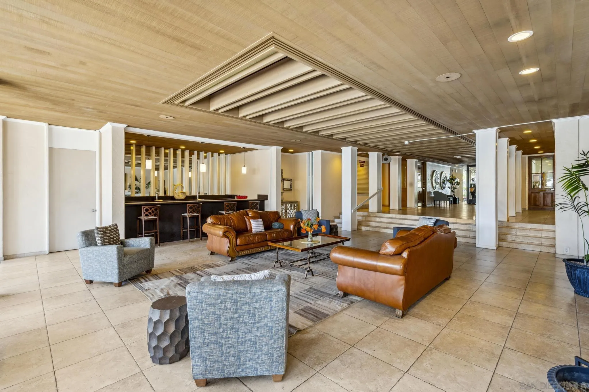 4600 Lamont St Unit #4-103