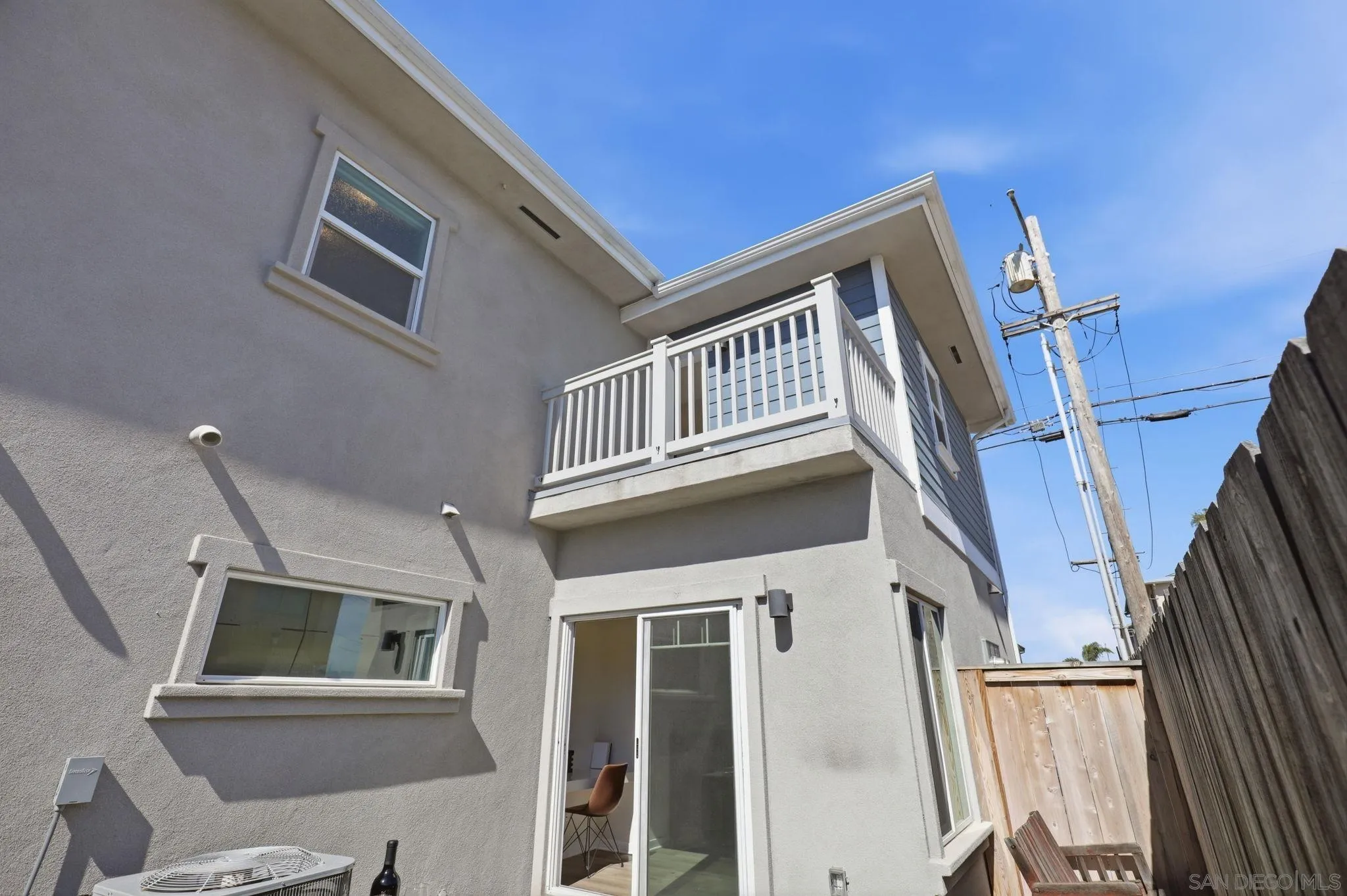 1341 Holly Ave
