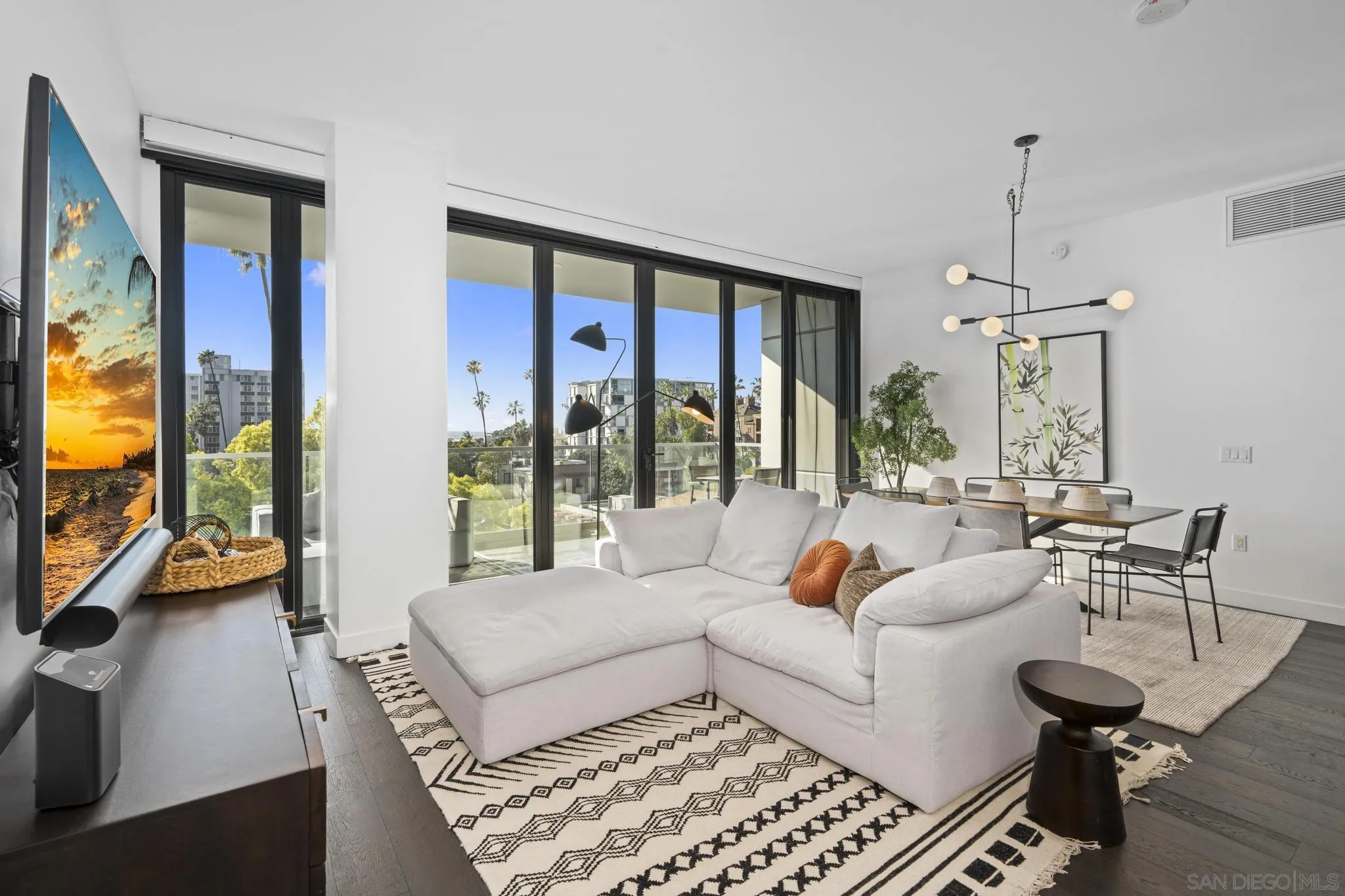 2604 5th Ave Unit 406