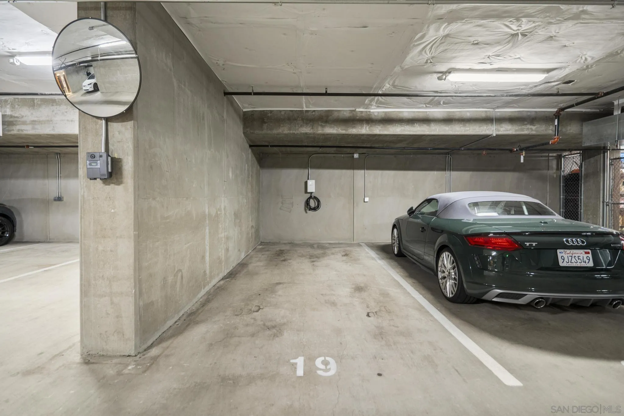 2604 5th Ave Unit 406