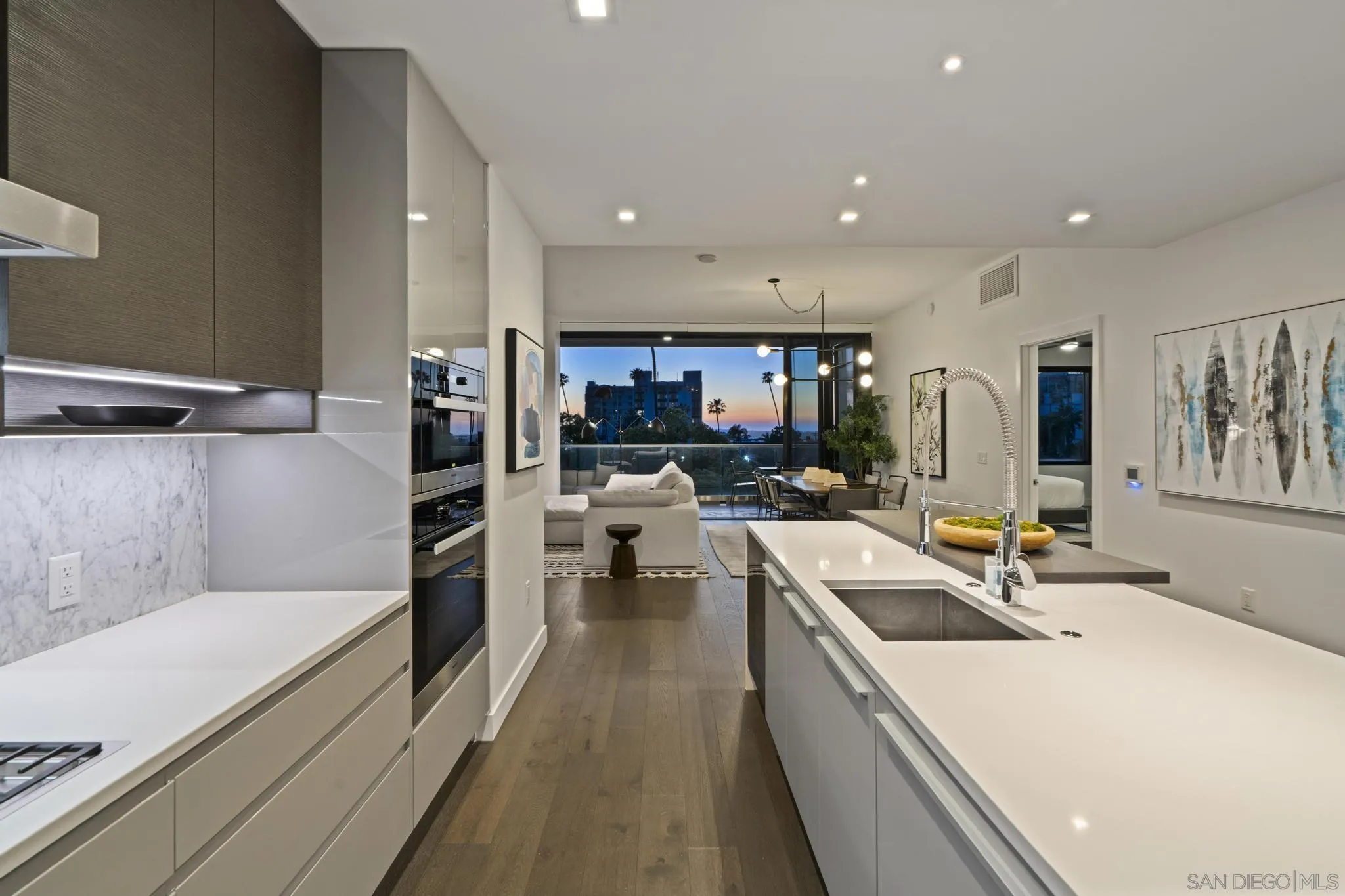 2604 5th Ave Unit 406