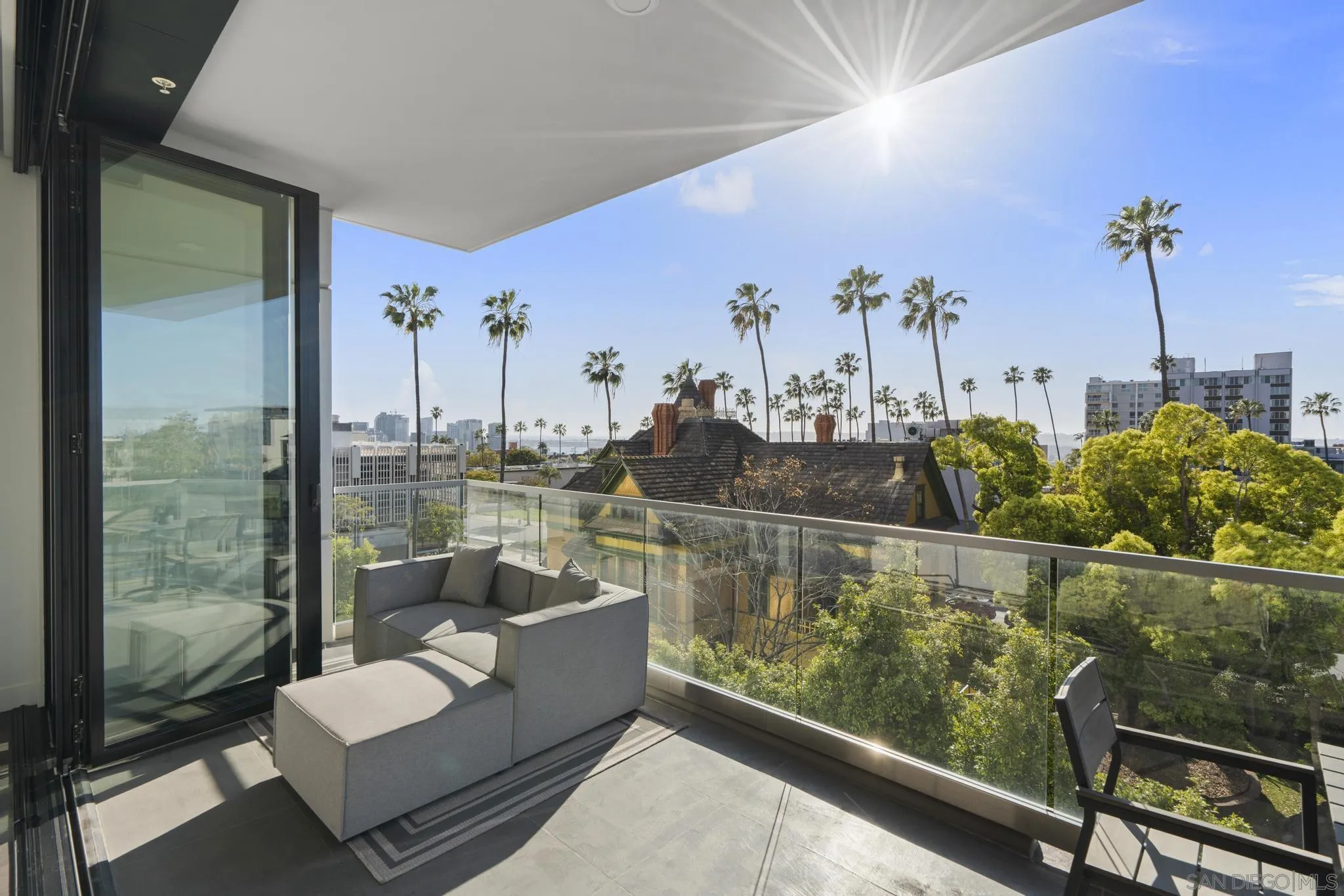 2604 5th Ave Unit 406