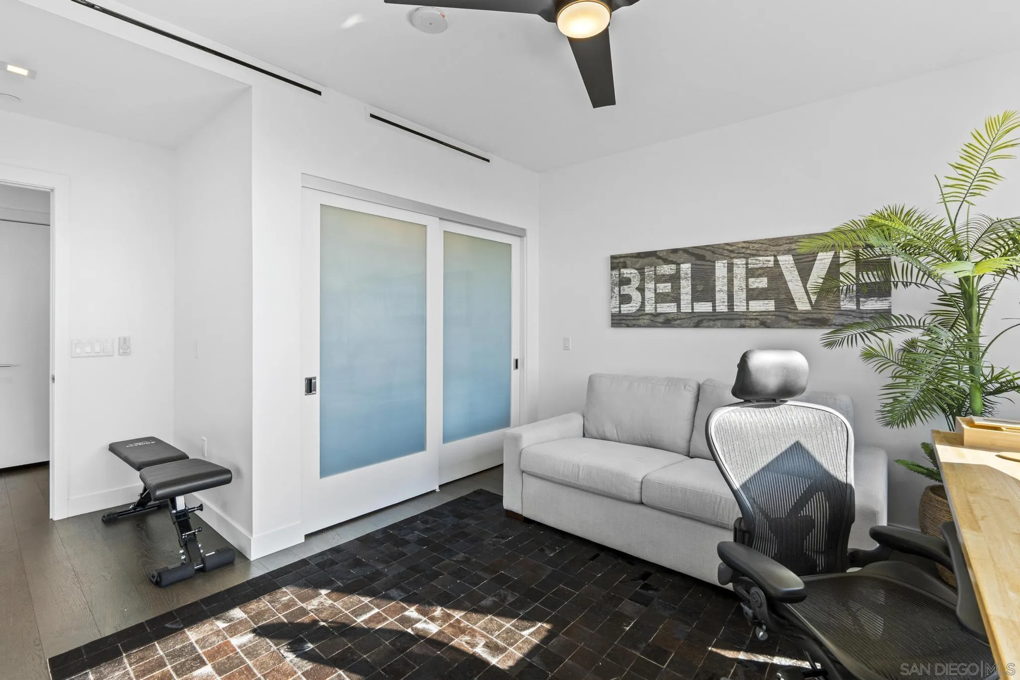 2604 5th Ave Unit 406