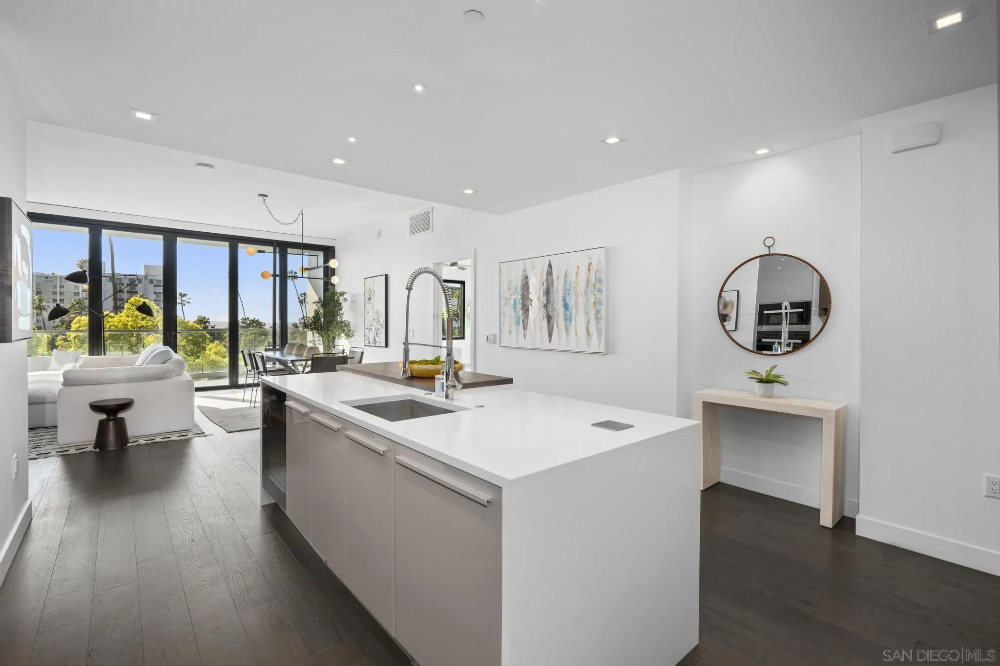 2604 5th Ave Unit 406