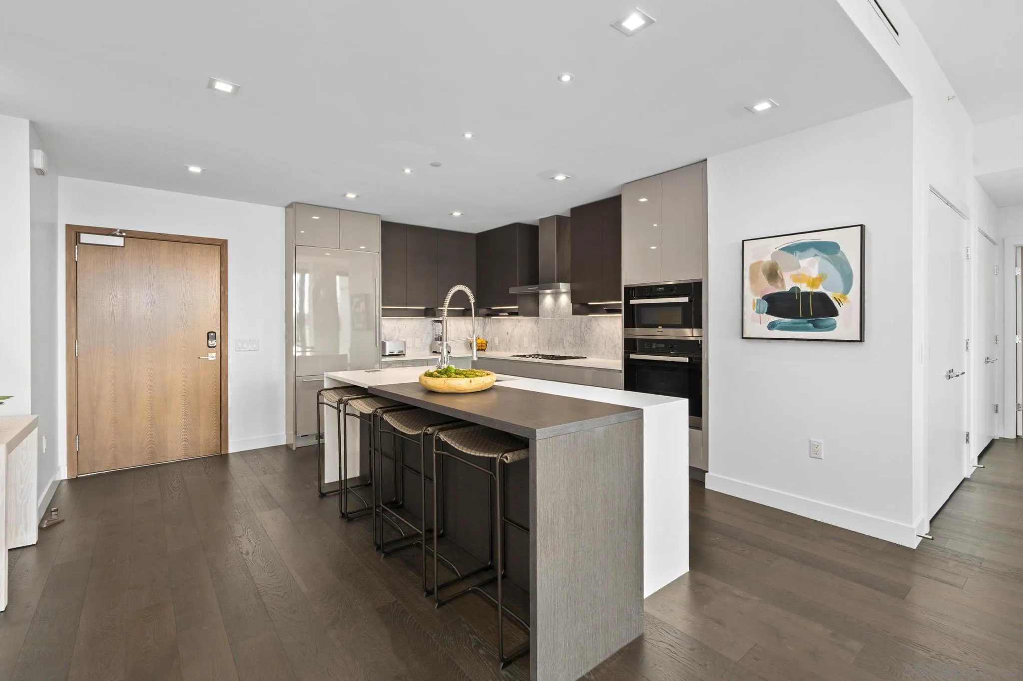 2604 5th Ave Unit 406