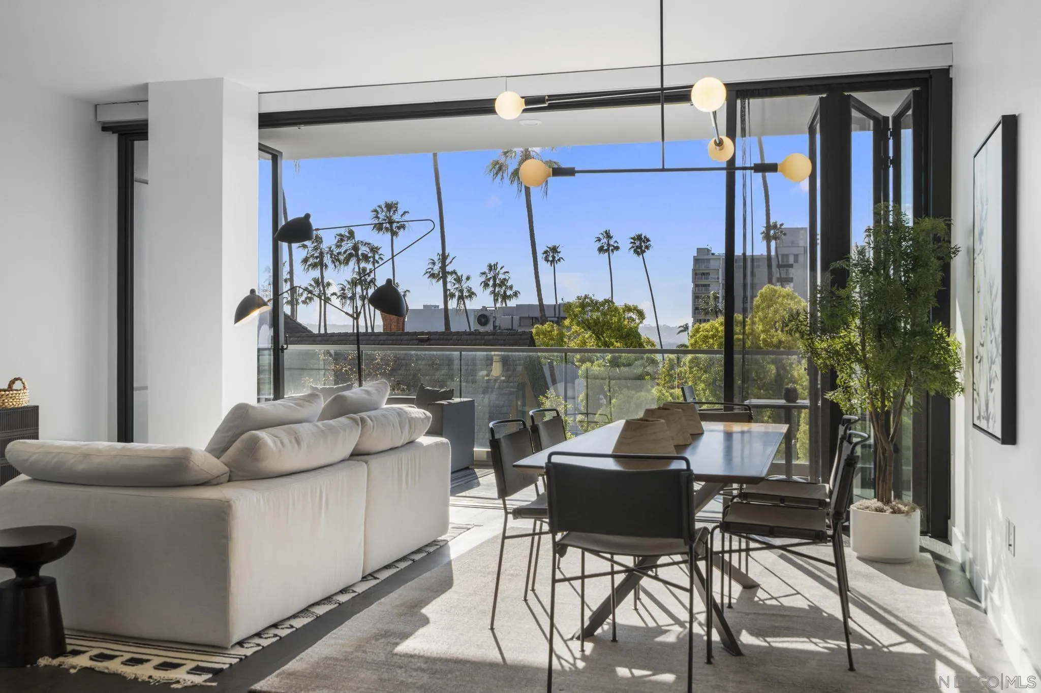 2604 5th Ave Unit 406