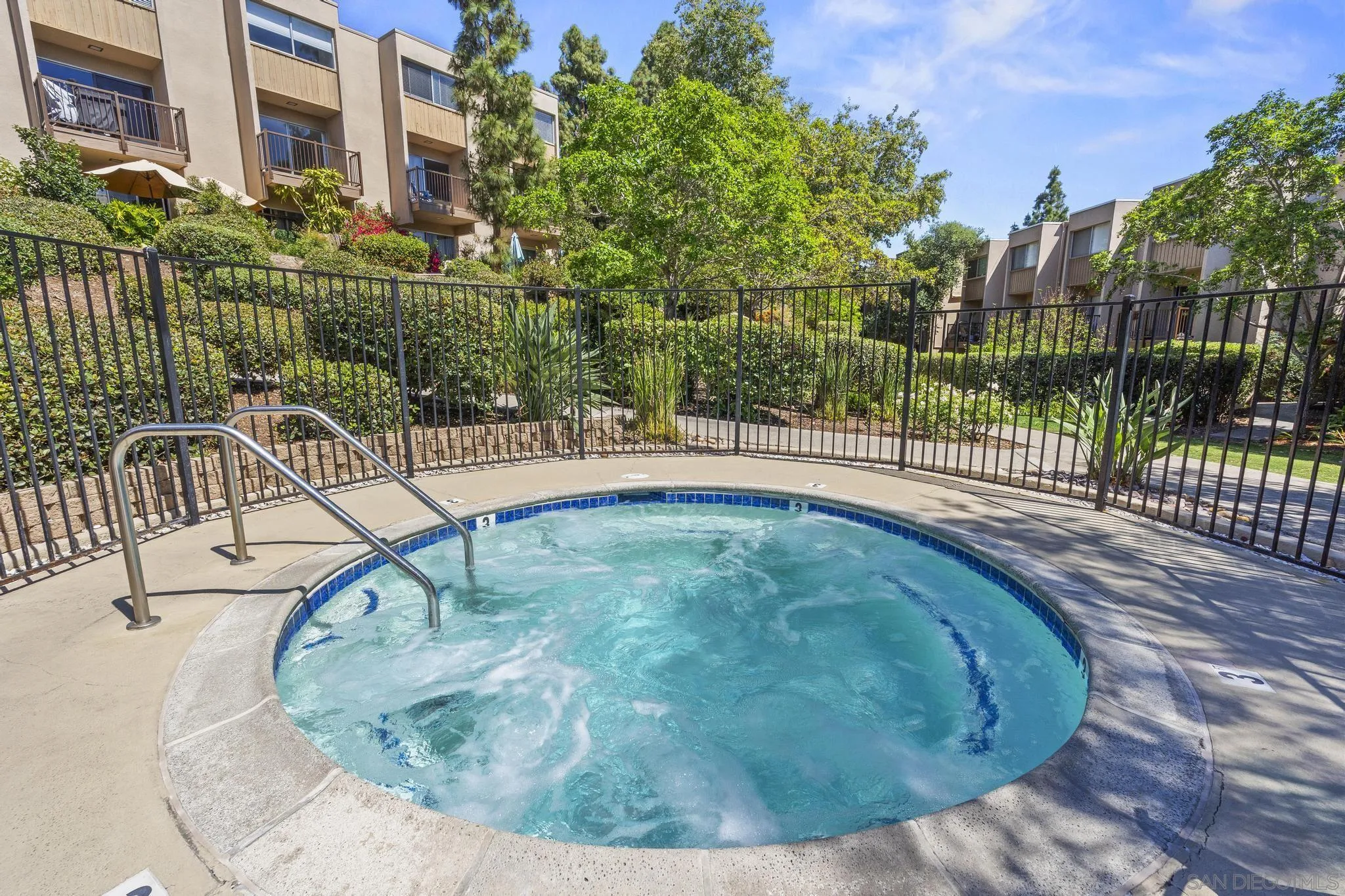 5710 Baltimore Dr Unit #427