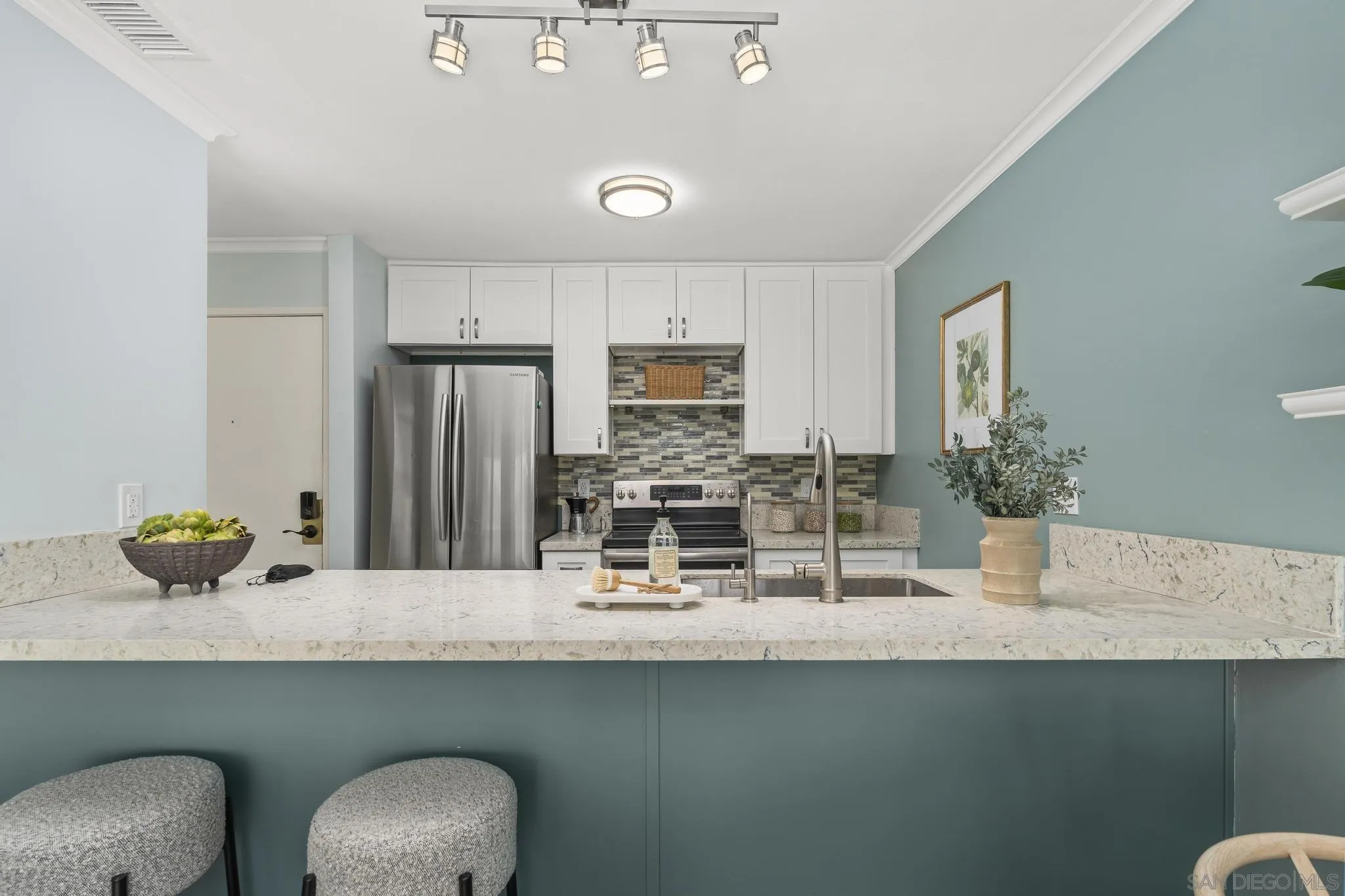 5710 Baltimore Dr Unit #427