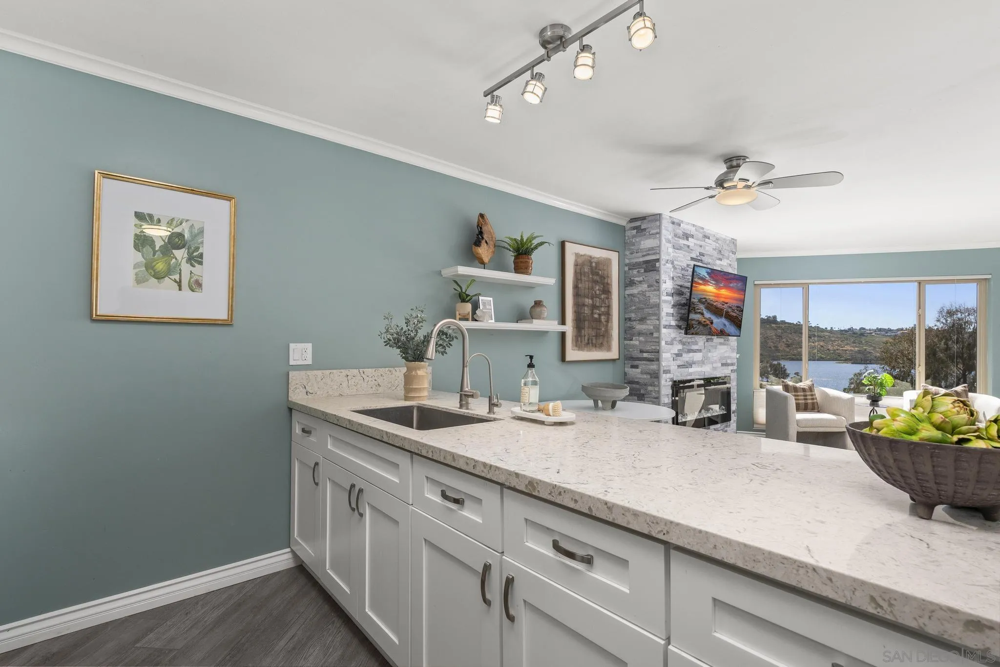 5710 Baltimore Dr Unit #427