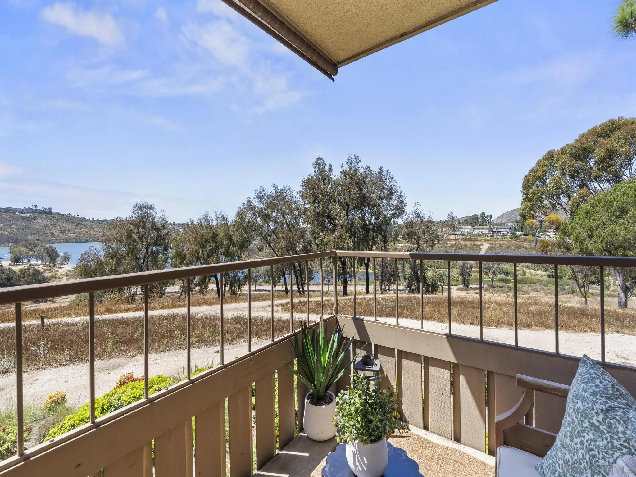 5710 Baltimore Dr Unit #427