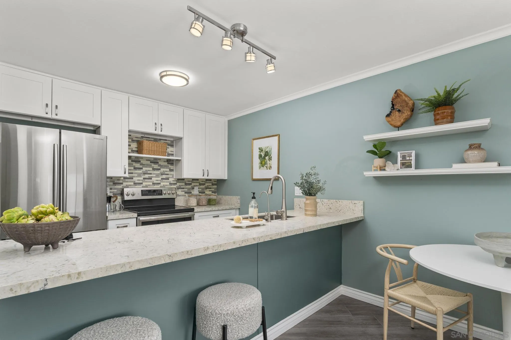 5710 Baltimore Dr Unit #427