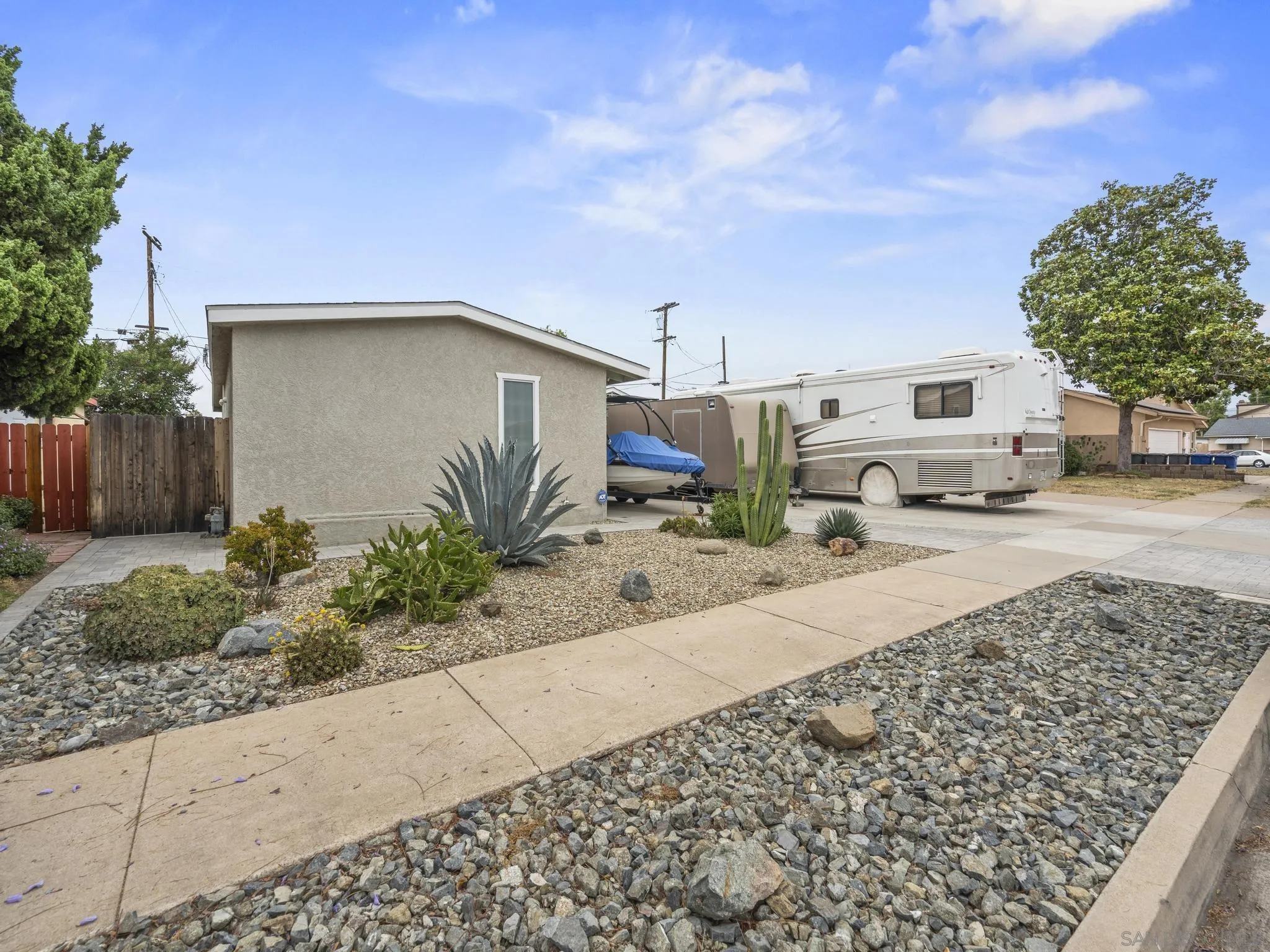 672 Brockwood Dr.
