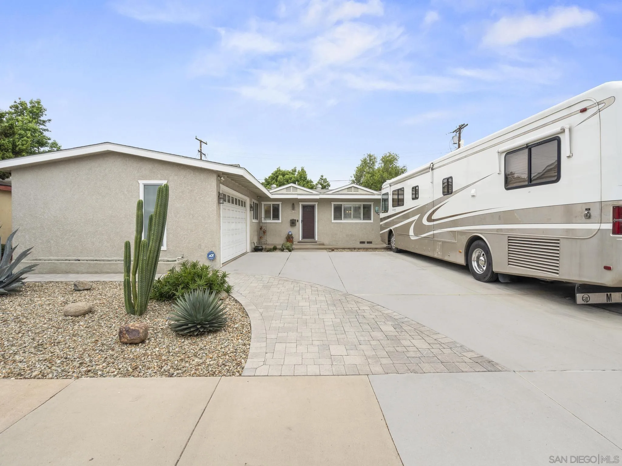 672 Brockwood Dr.