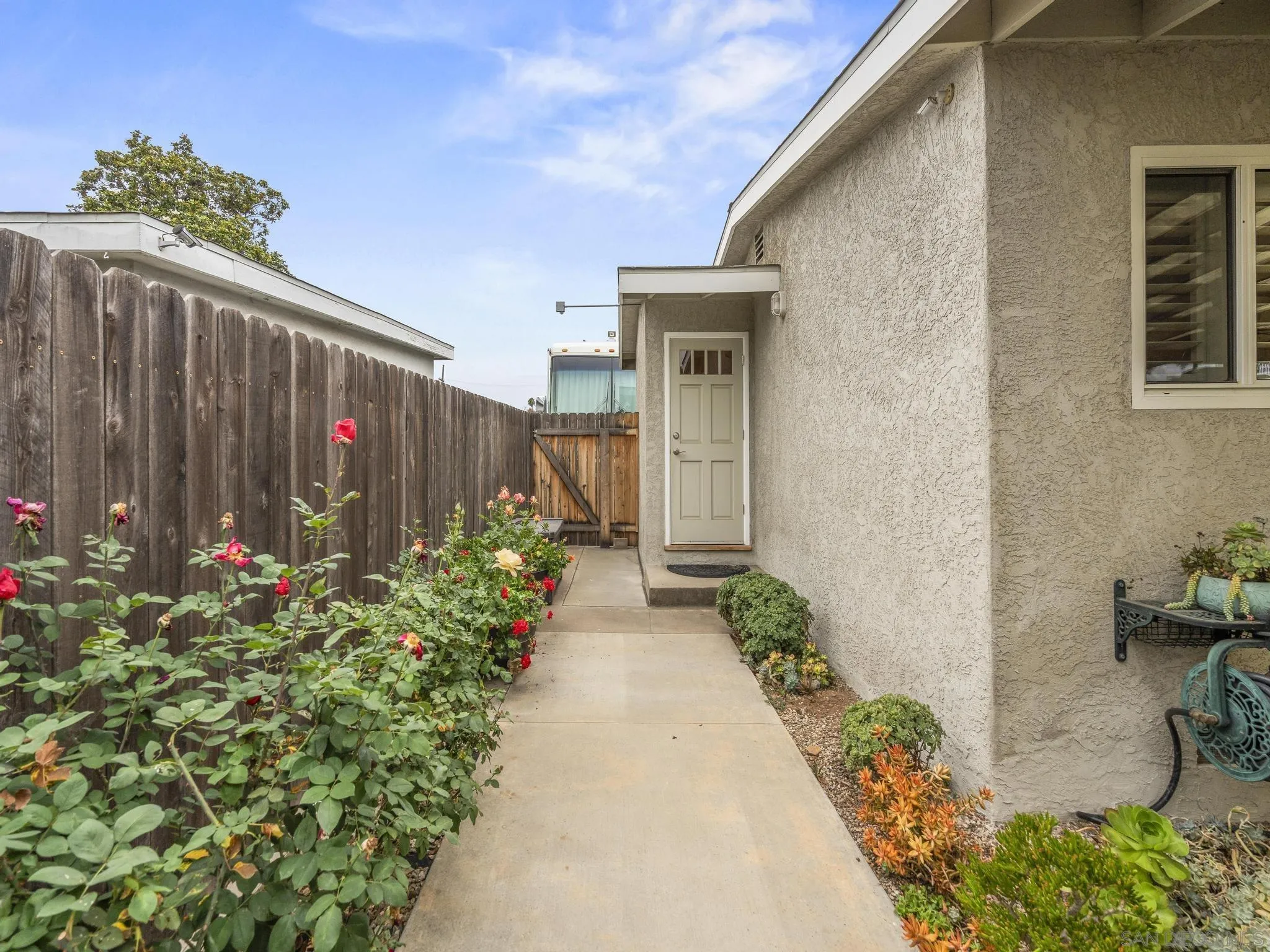 672 Brockwood Dr.