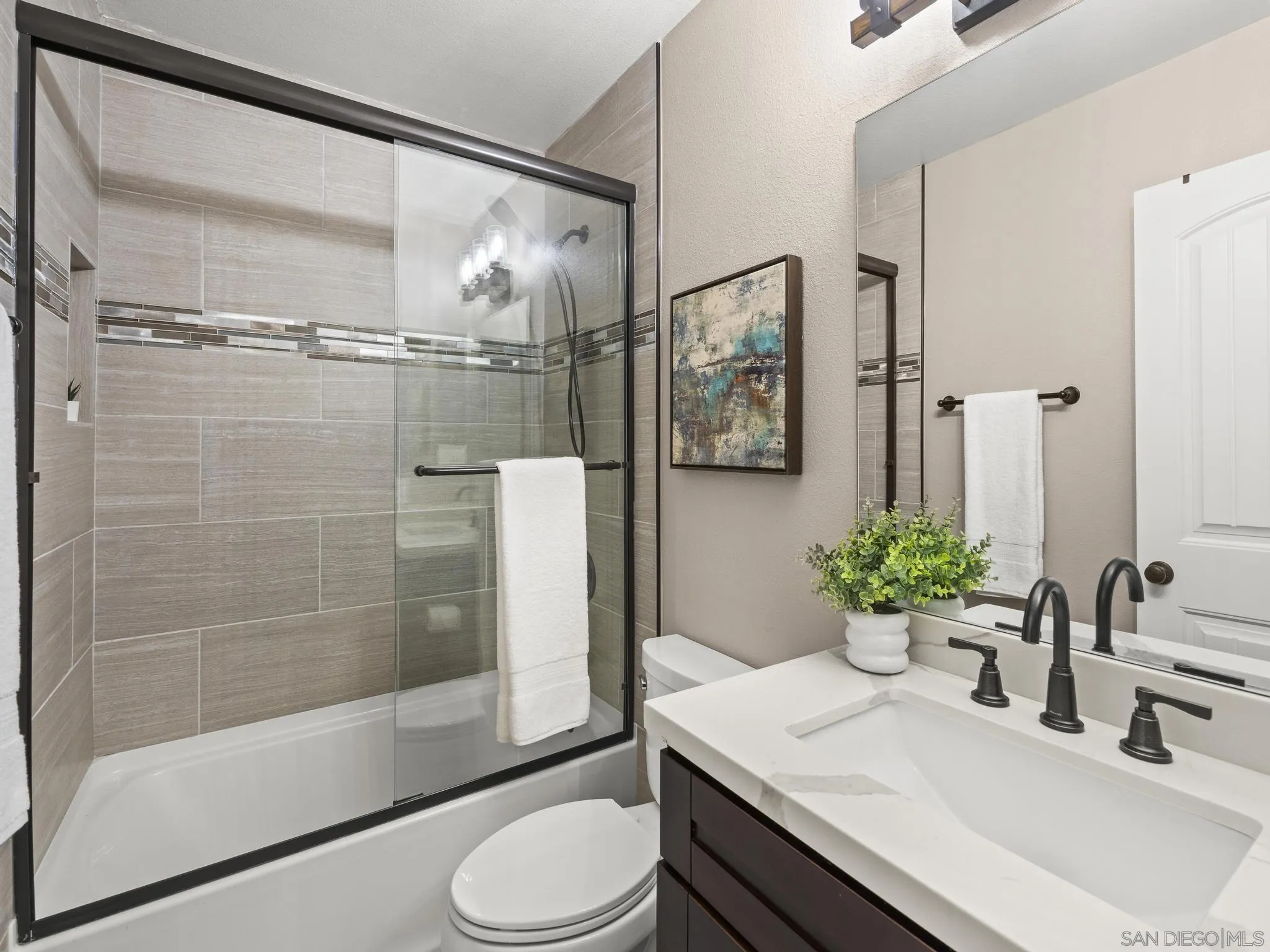 1536 Apache Dr. Unit #f