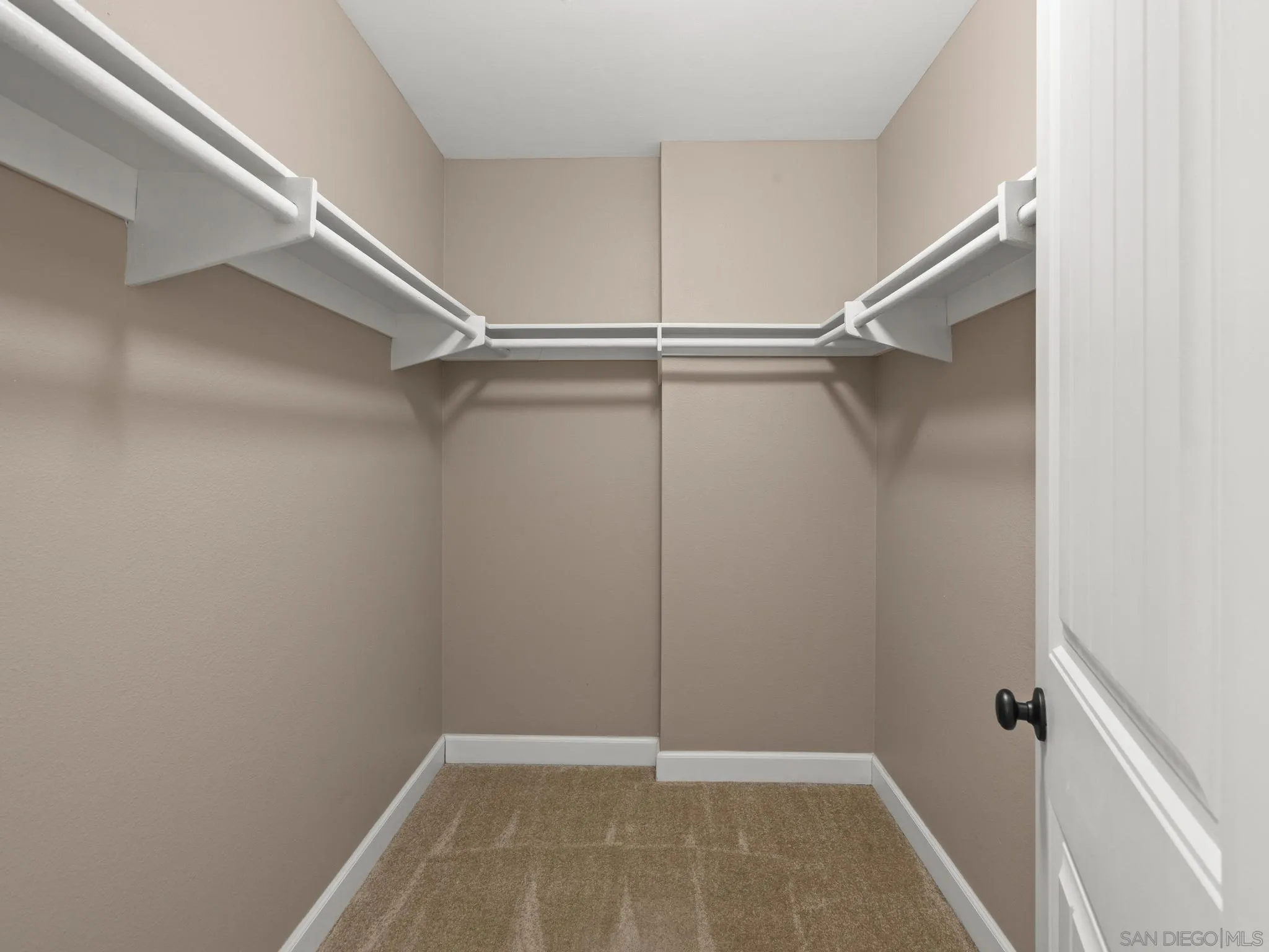 1536 Apache Dr. Unit #f