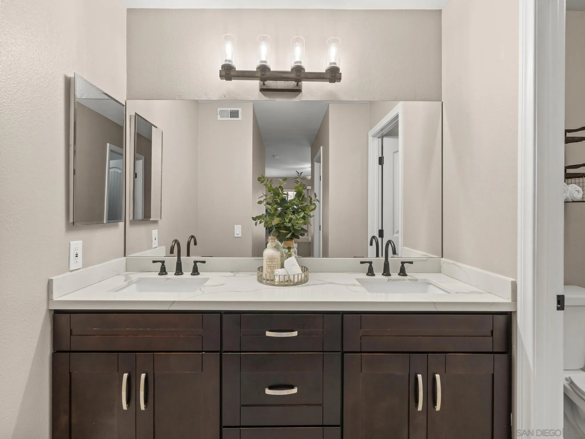 1536 Apache Dr. Unit #f