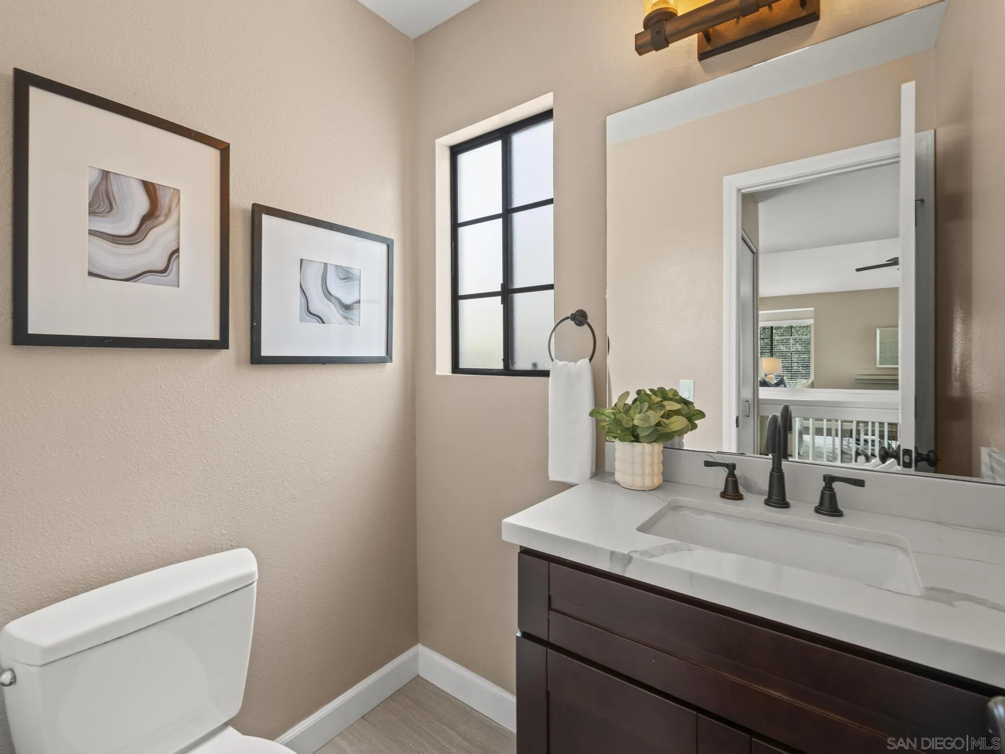 1536 Apache Dr. Unit #f