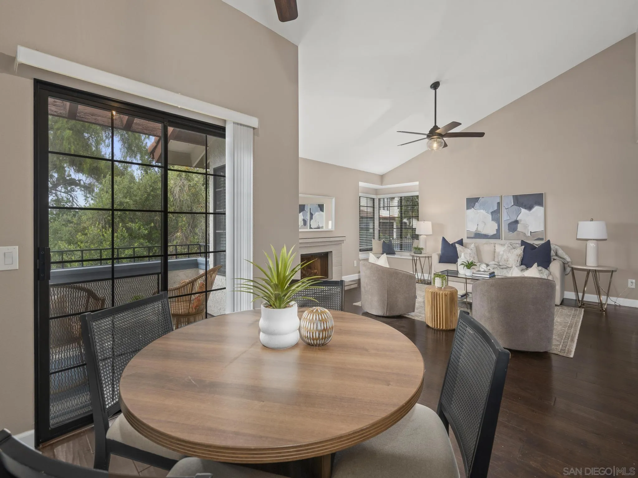 1536 Apache Dr. Unit #f