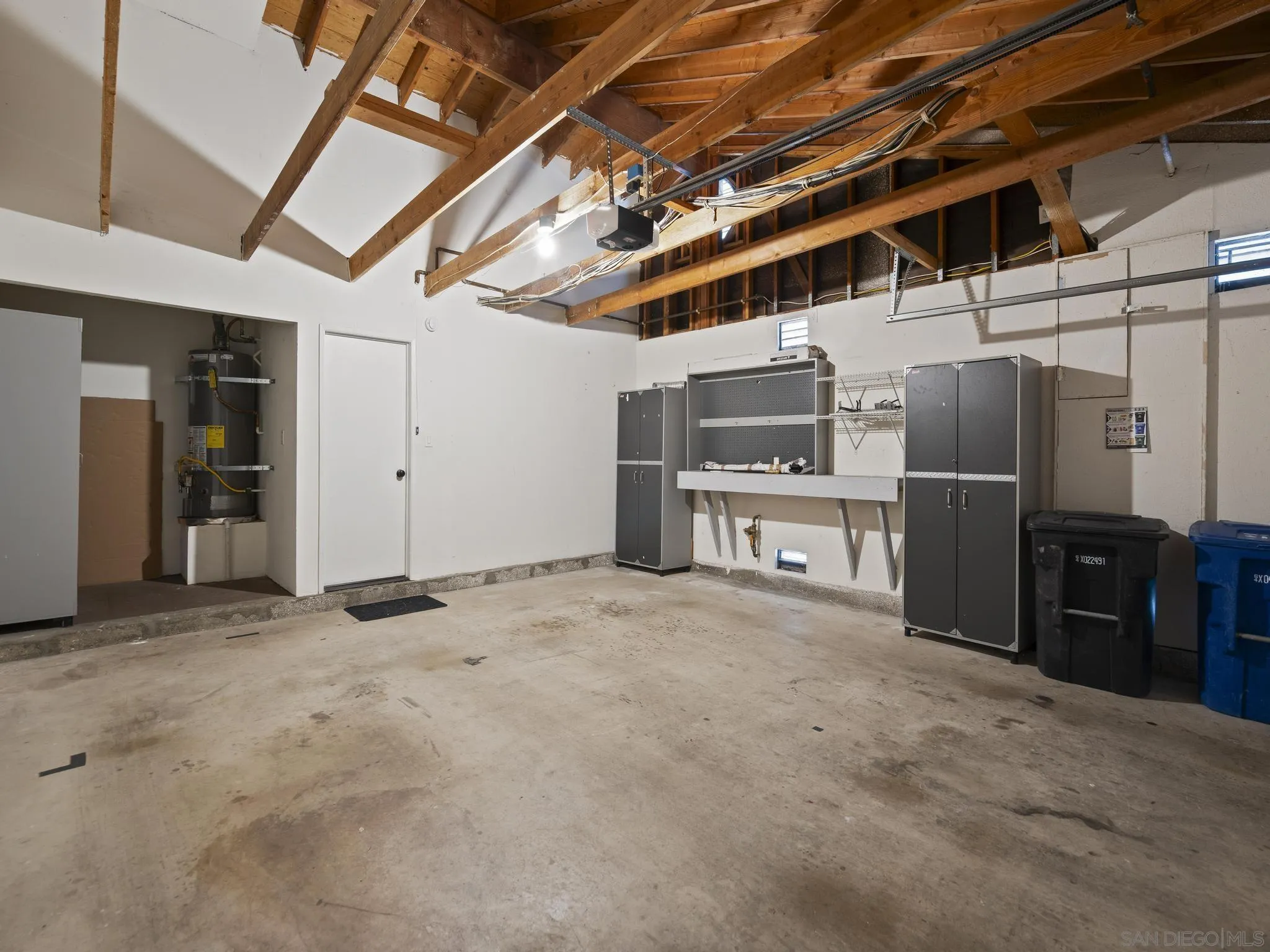 1536 Apache Dr. Unit #f