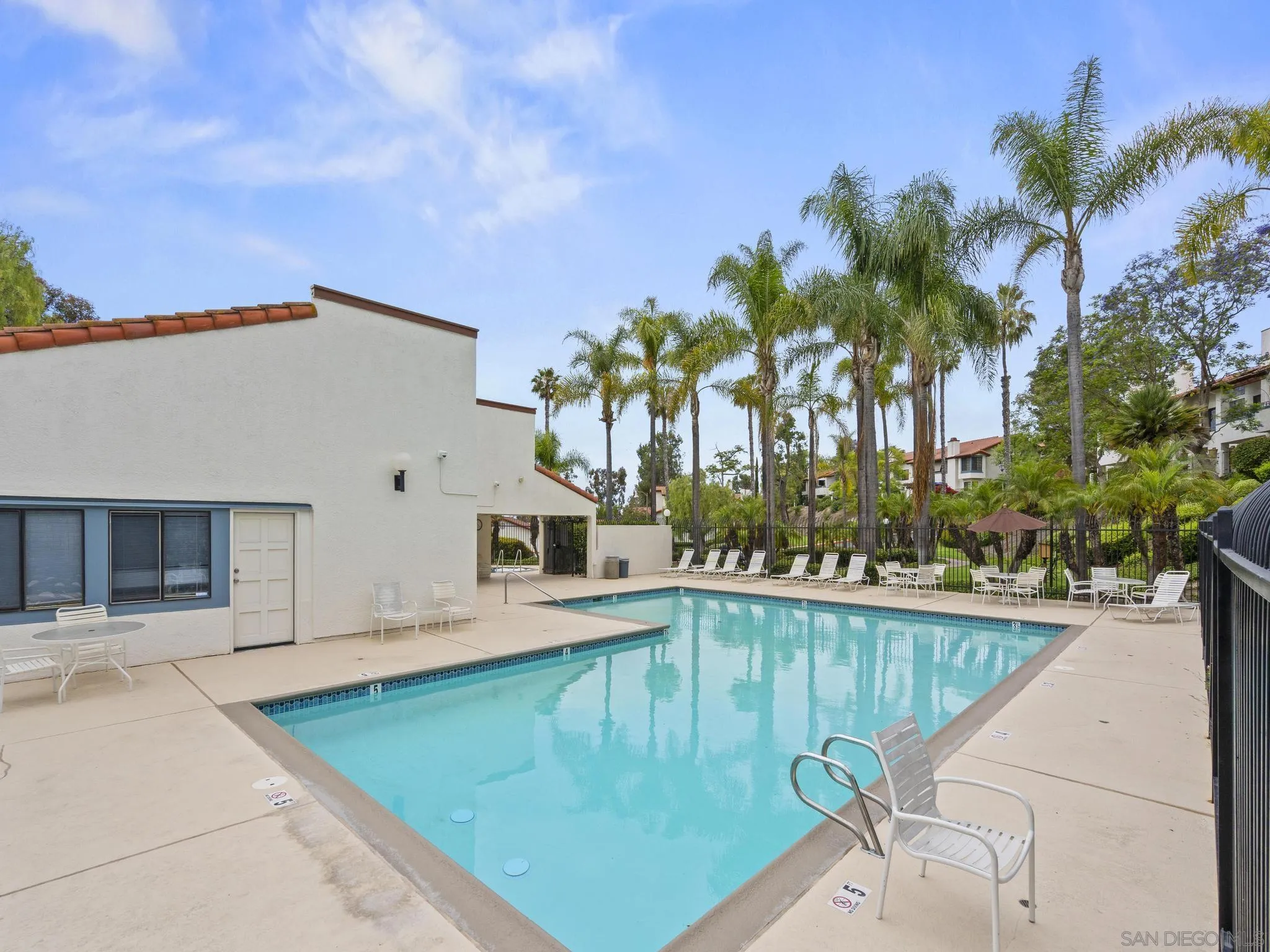 1536 Apache Dr. Unit #f