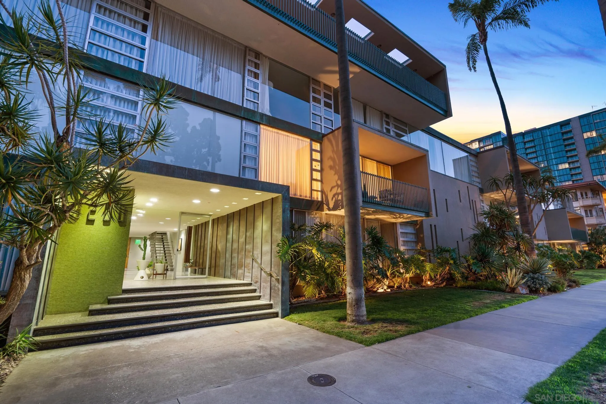 3200 6th Ave Unit 307